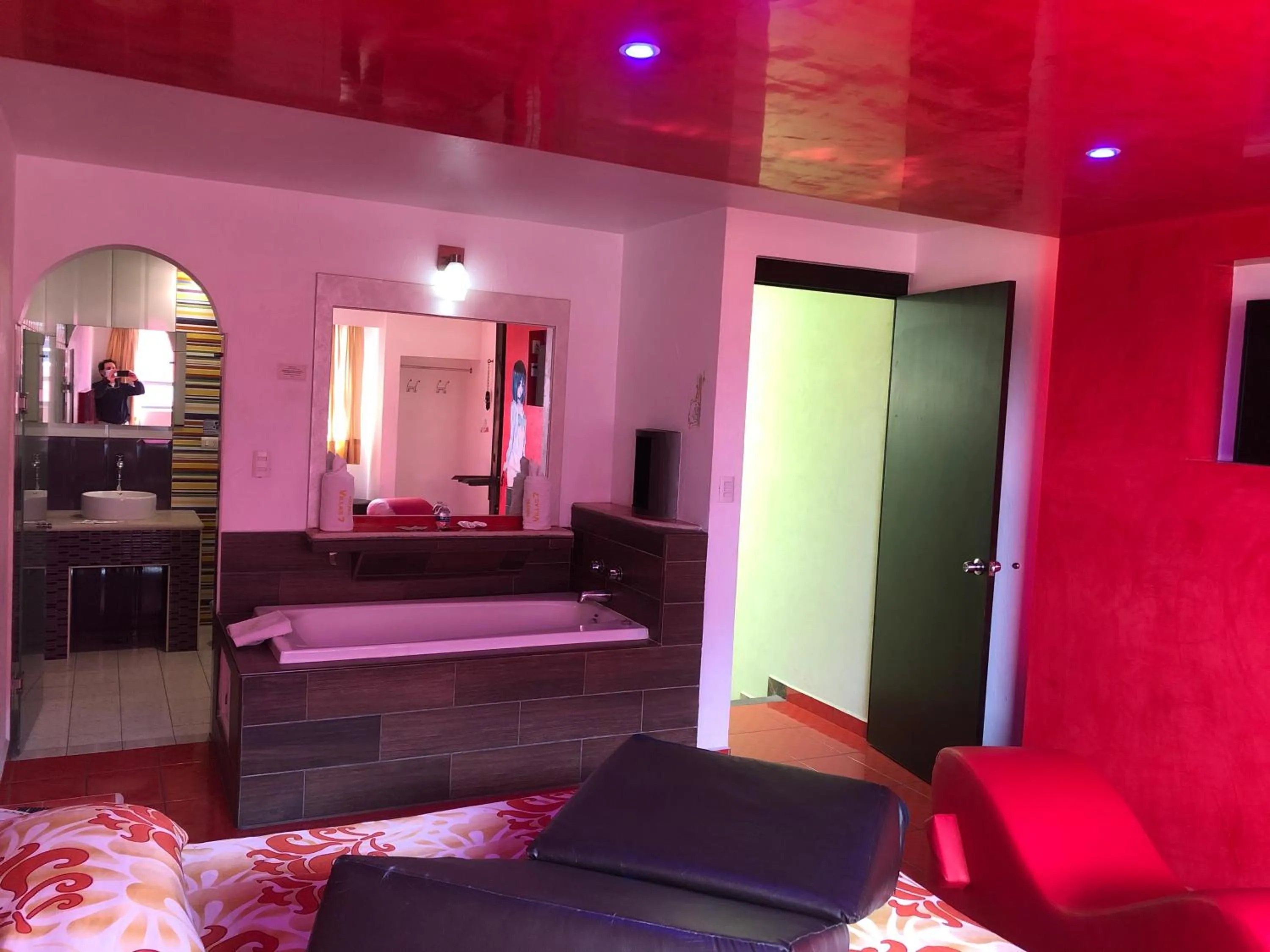 Photo of the whole room, Bed in Hotel & Villas 7