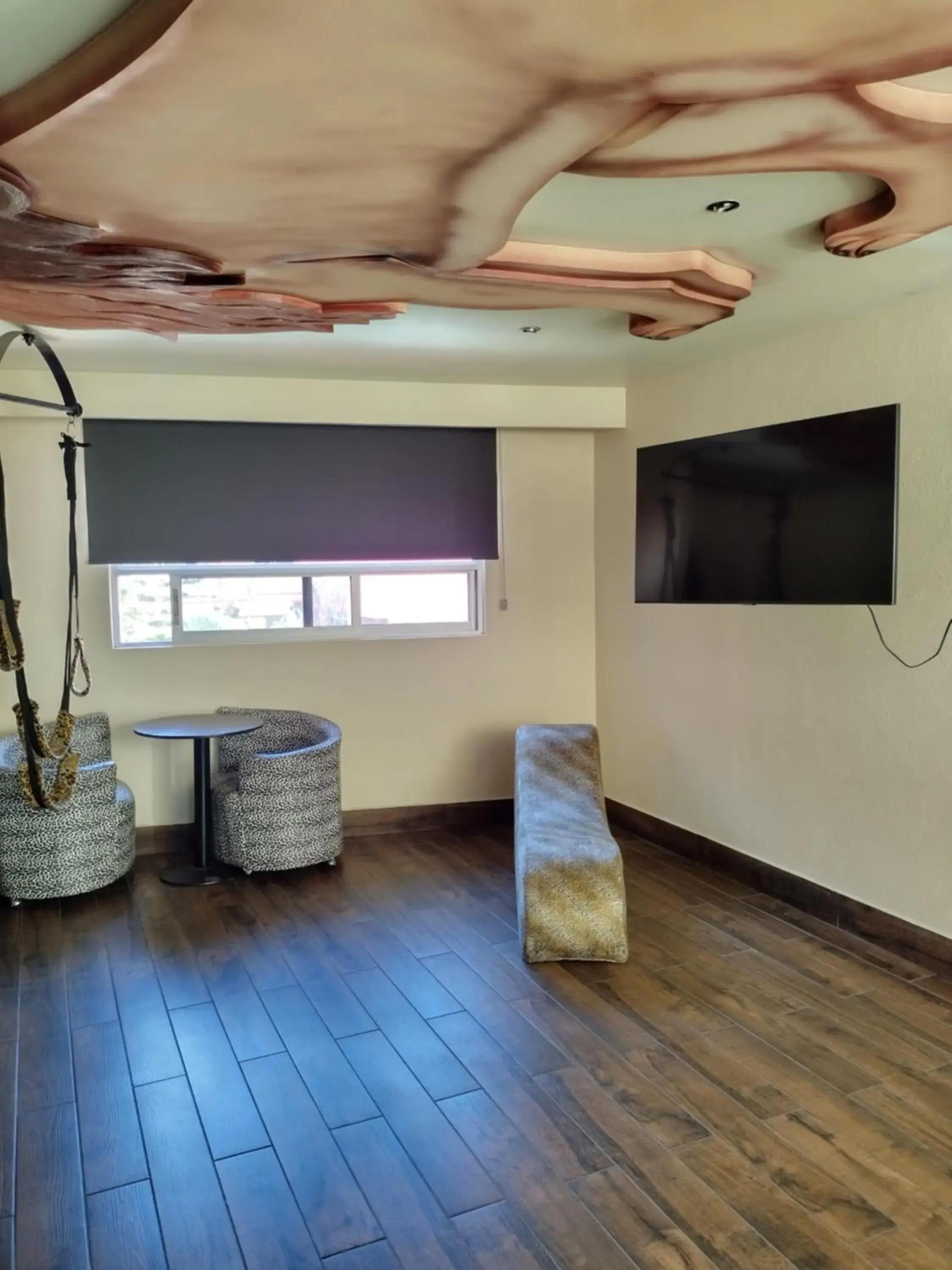 Deluxe Suite with Spa Bath in Hotel & Villas 7 Deluxe Suite with Spa Bath in Hotel & Villas 7