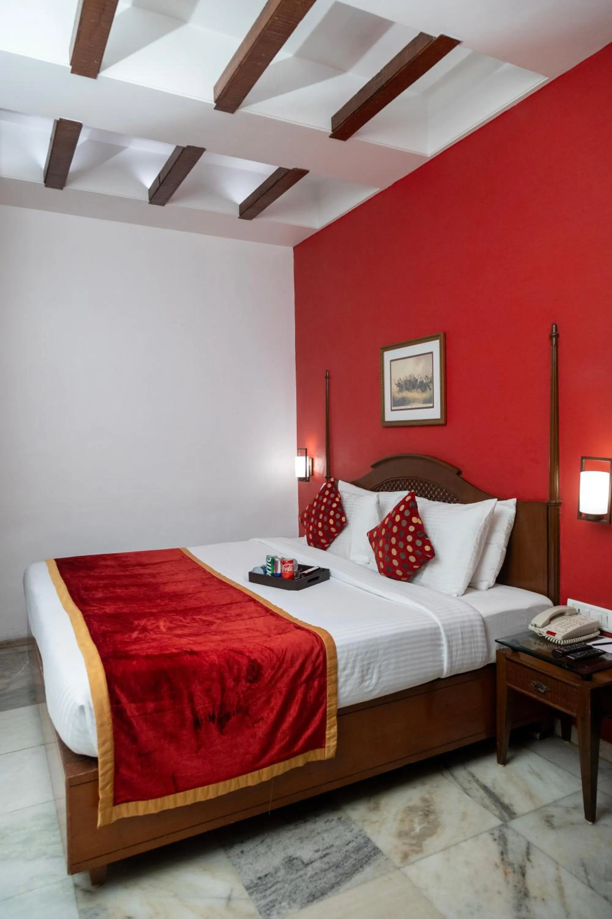 Bed in Ramee Guestline Hotel Dadar