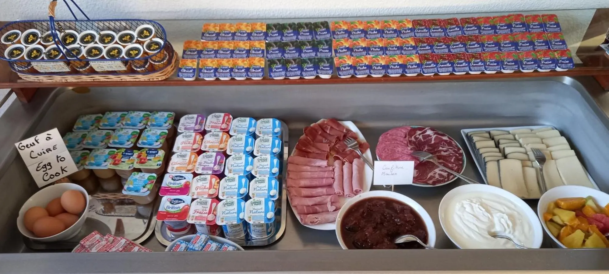 Breakfast in Le Parasol