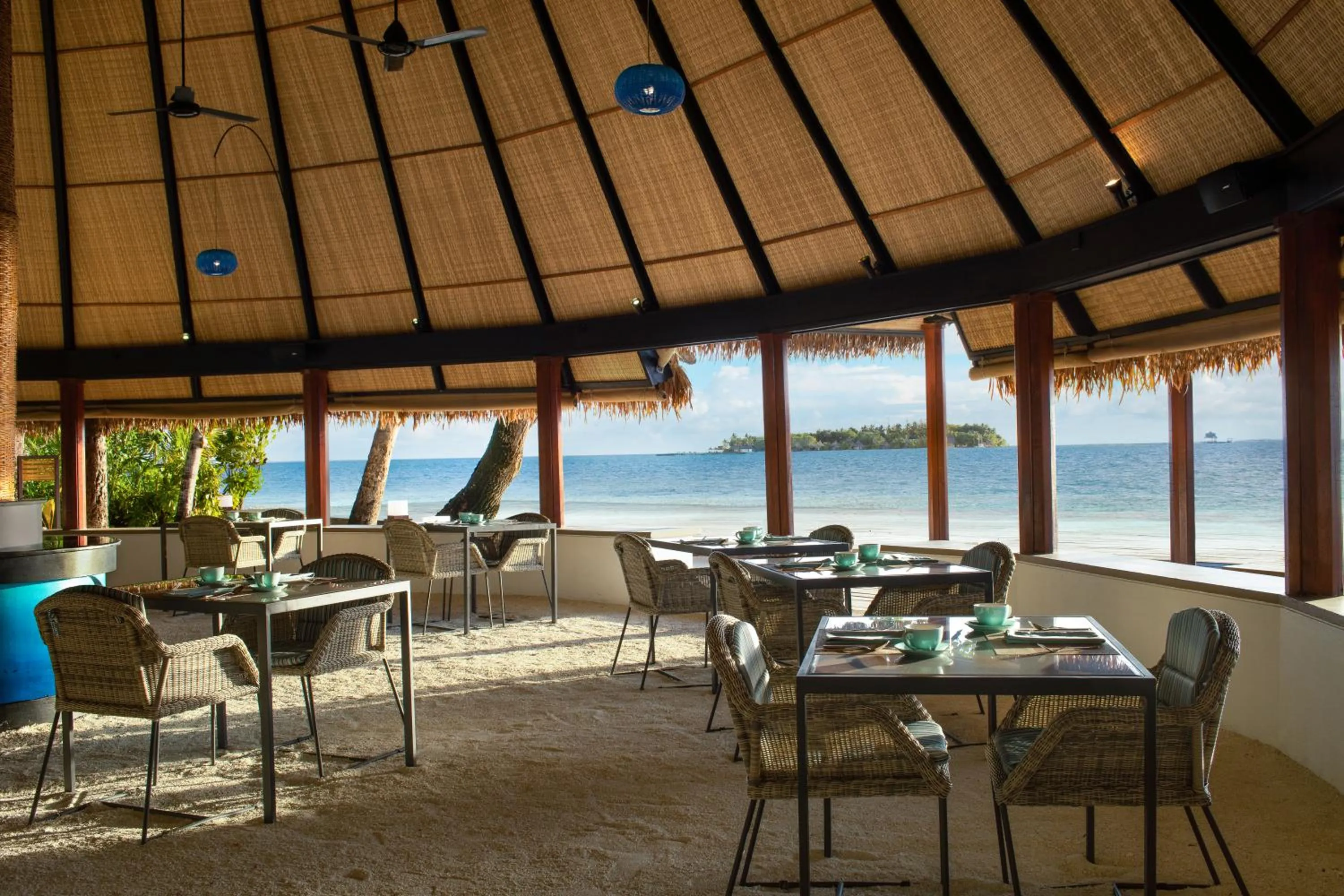 Restaurant/places to eat in Dhawa Ihuru, part of Banyan Group