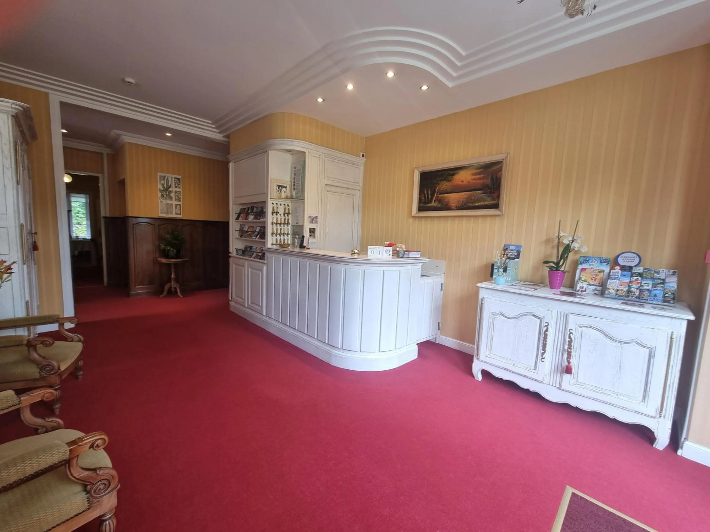 Property building in La Villa Bois Joli HOTEL RESTAURANT