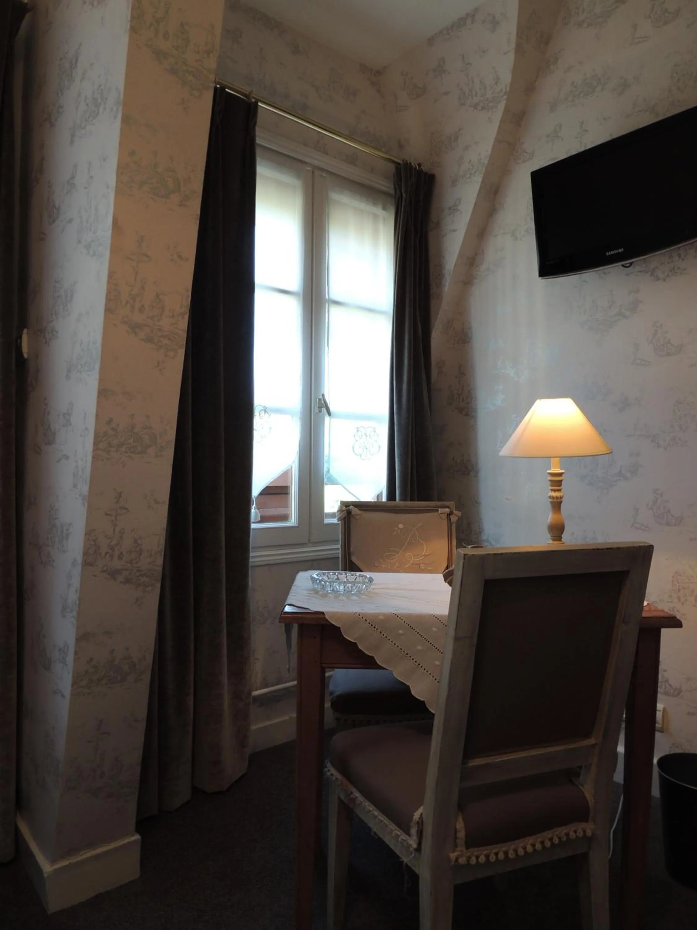 La Villa Bois Joli HOTEL RESTAURANT