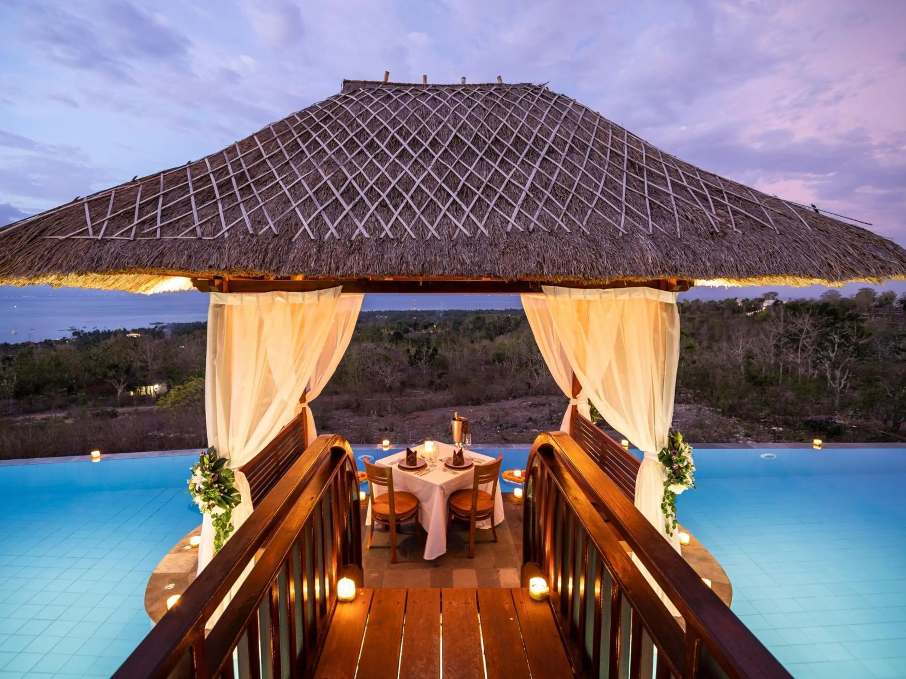 Restaurant/places to eat in Semabu Hills Hotel Nusa Penida