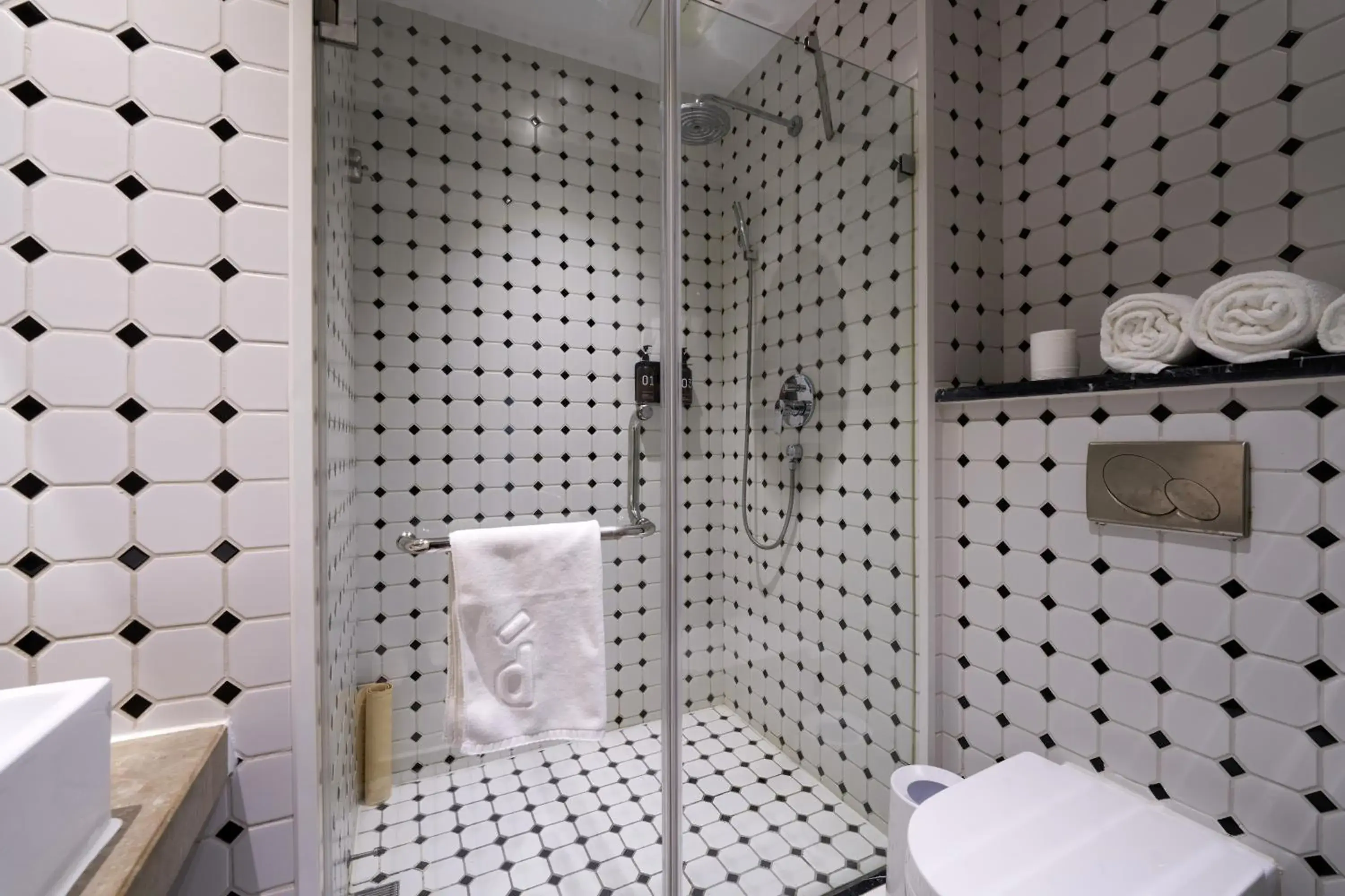 Deluxe Queen Room in Yi Stack Hotel Beijing Deluxe Queen Room in Yi Stack Hotel Beijing