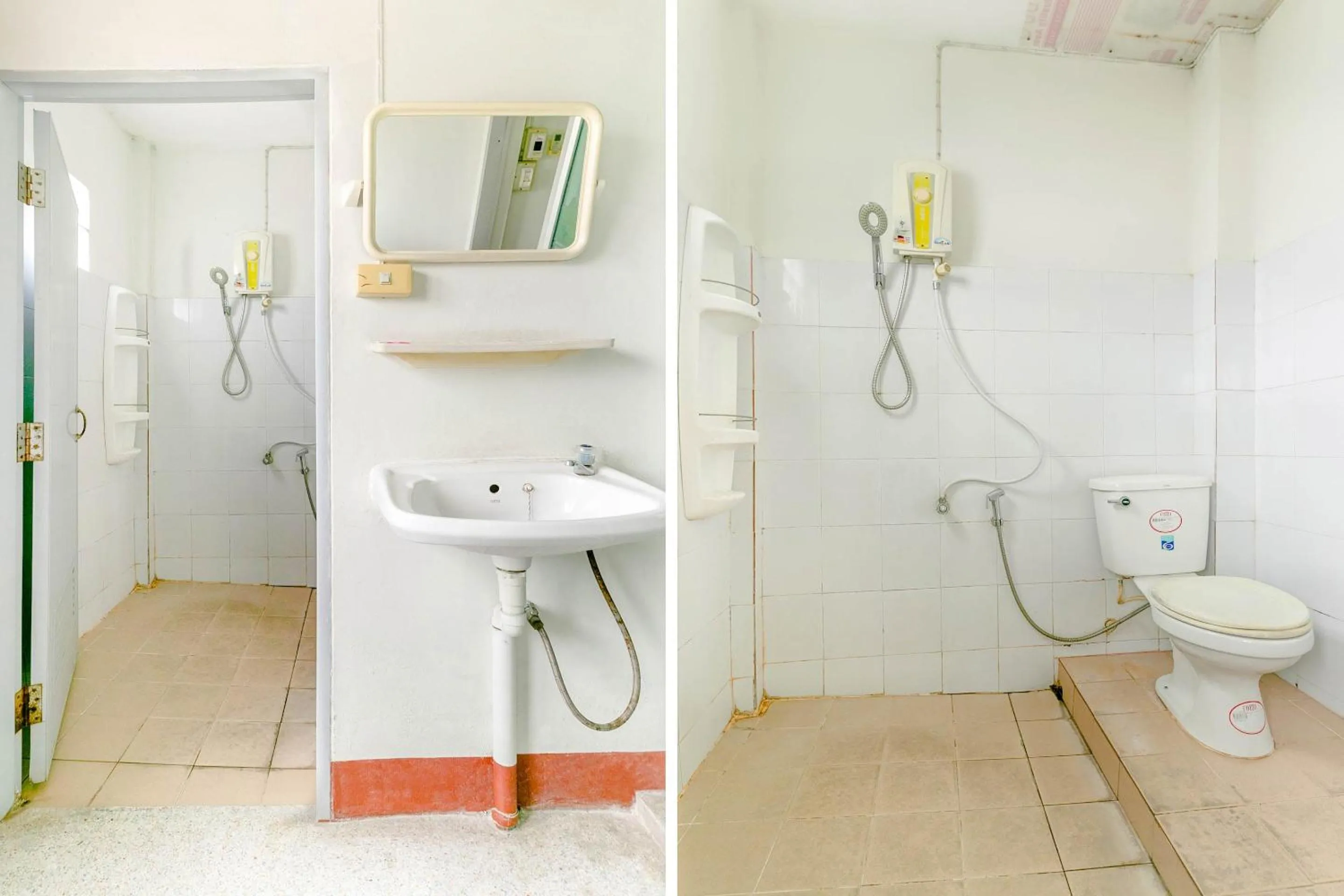 Bathroom in OYO 1161 Sathorn Mansion