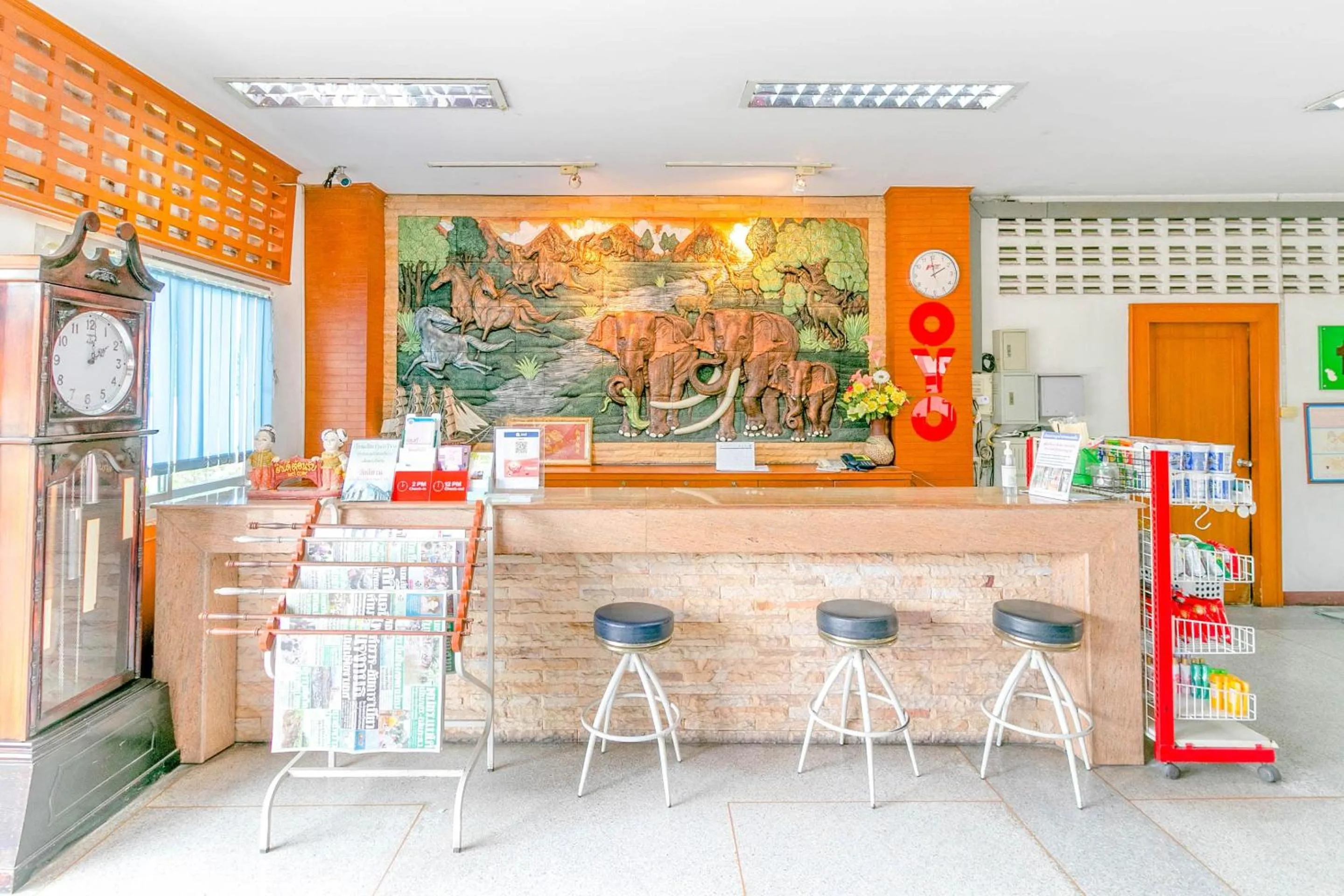 Lobby or reception in OYO 1161 Sathorn Mansion