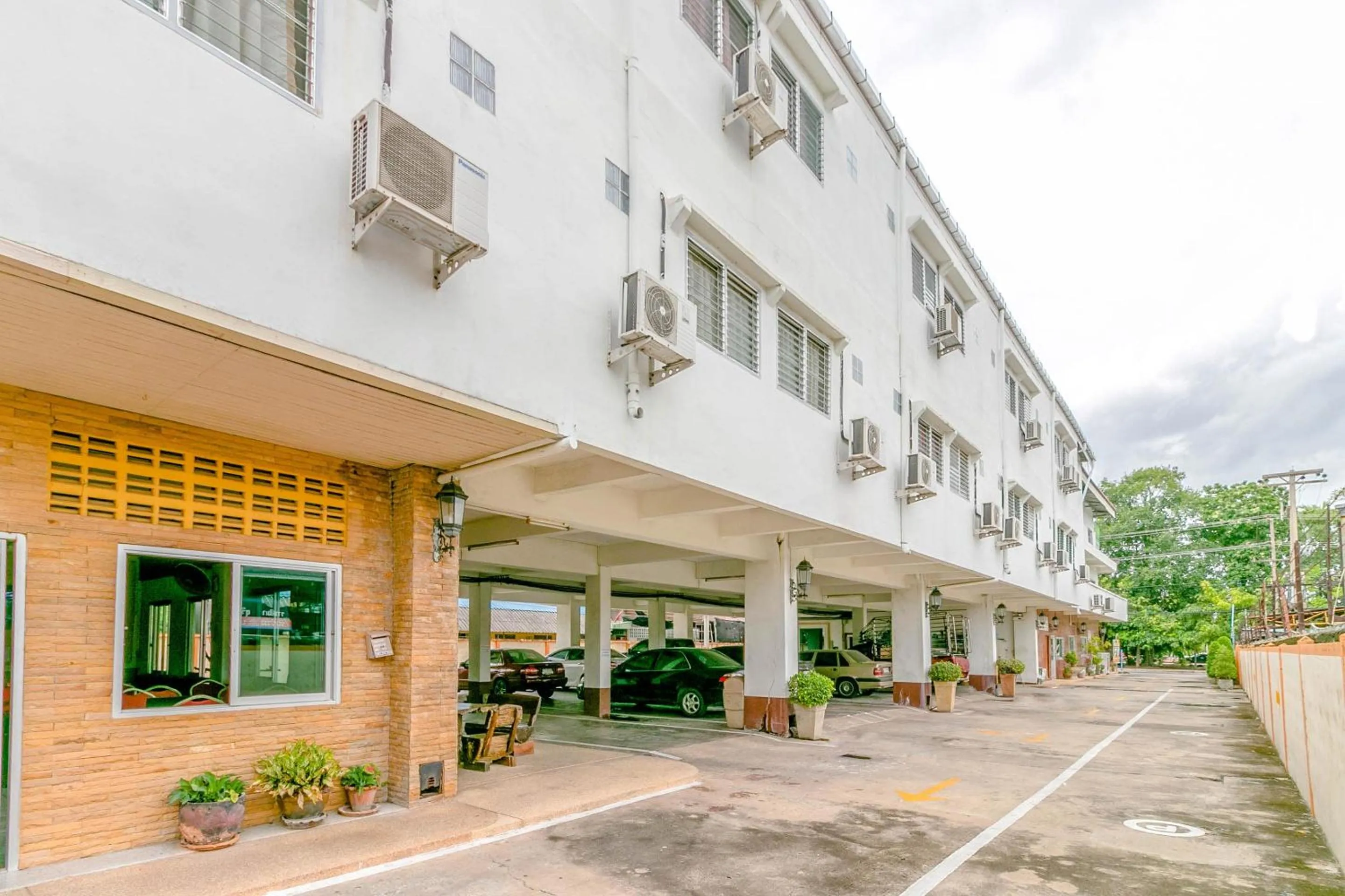 Other in OYO 1161 Sathorn Mansion