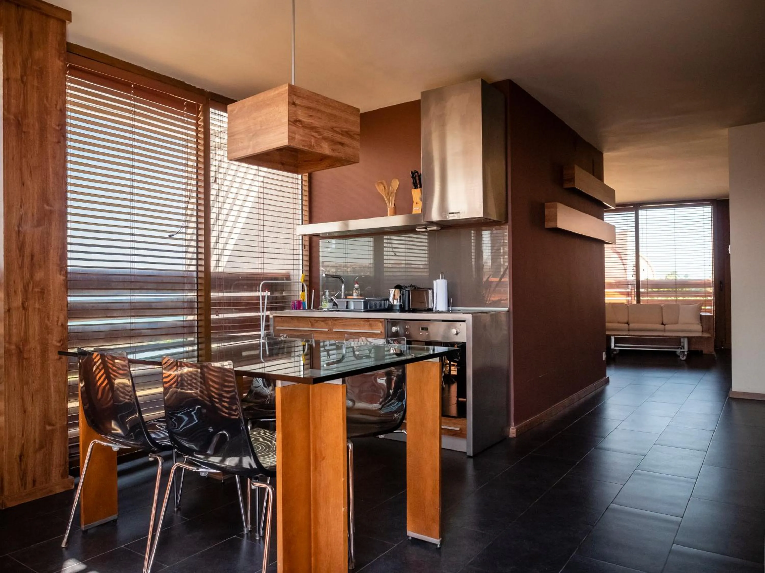 Kitchen or kitchenette in Design Hotel Logatero