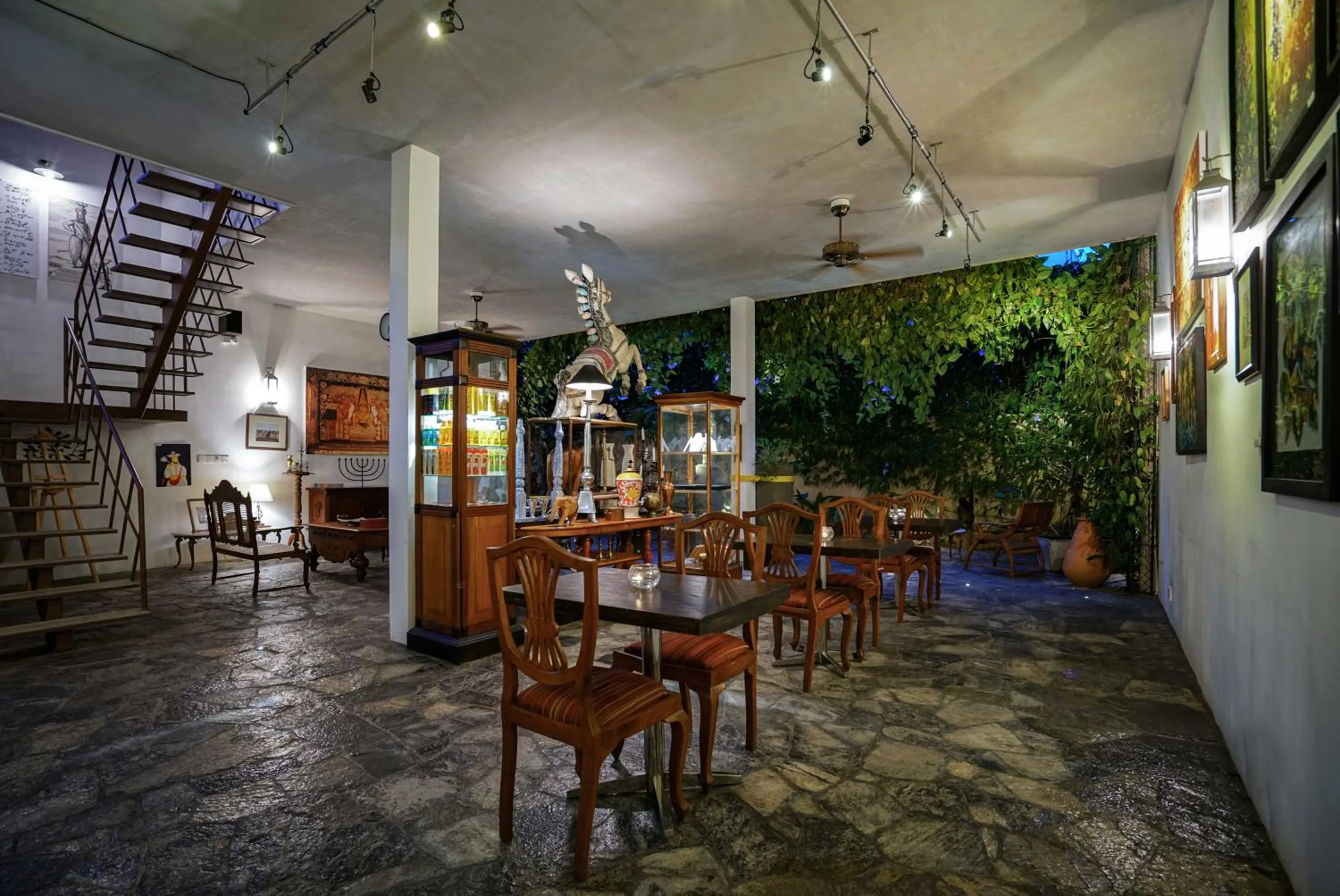 Property building in Atelier