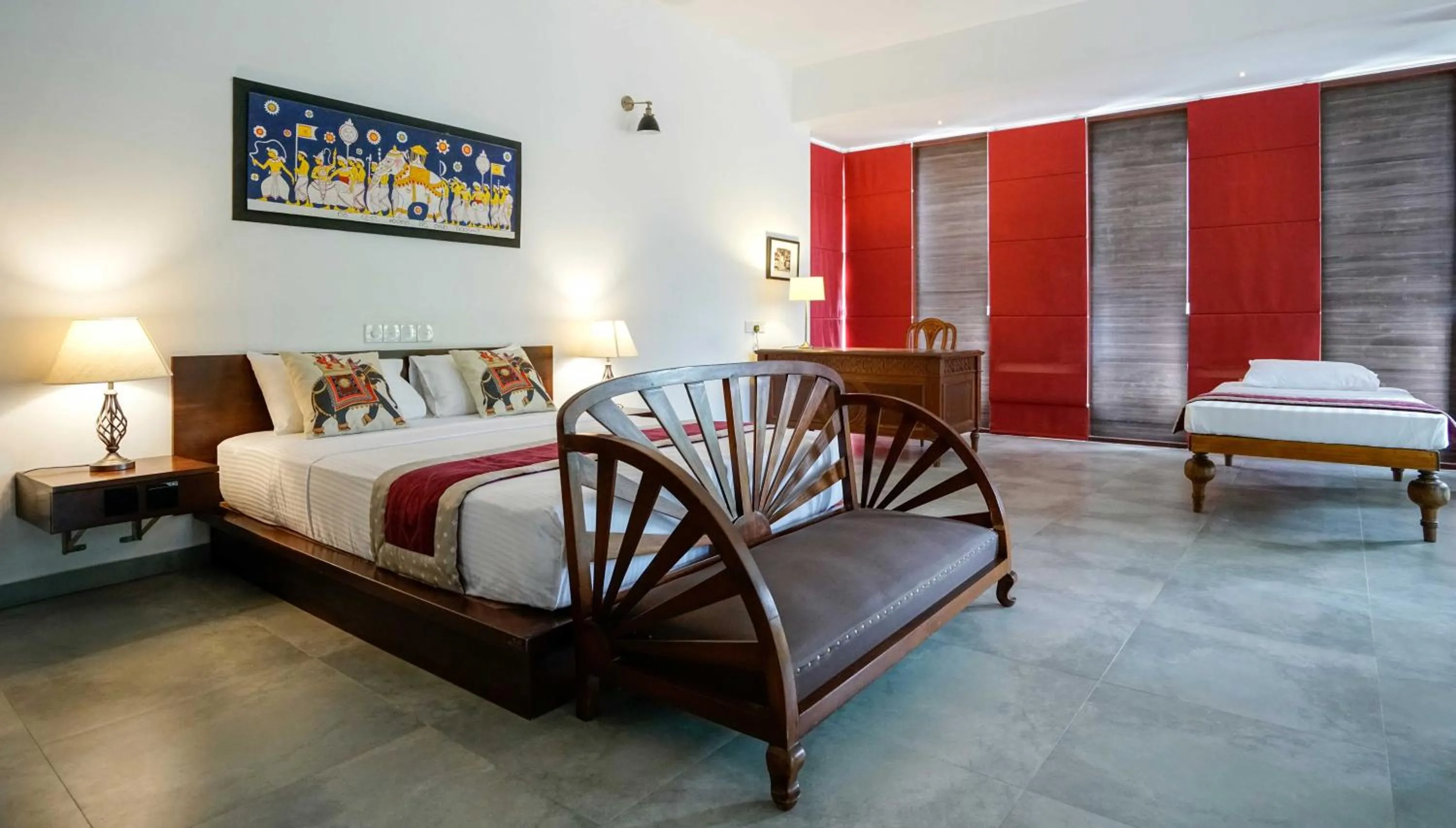 Photo of the whole room, Bed in Atelier