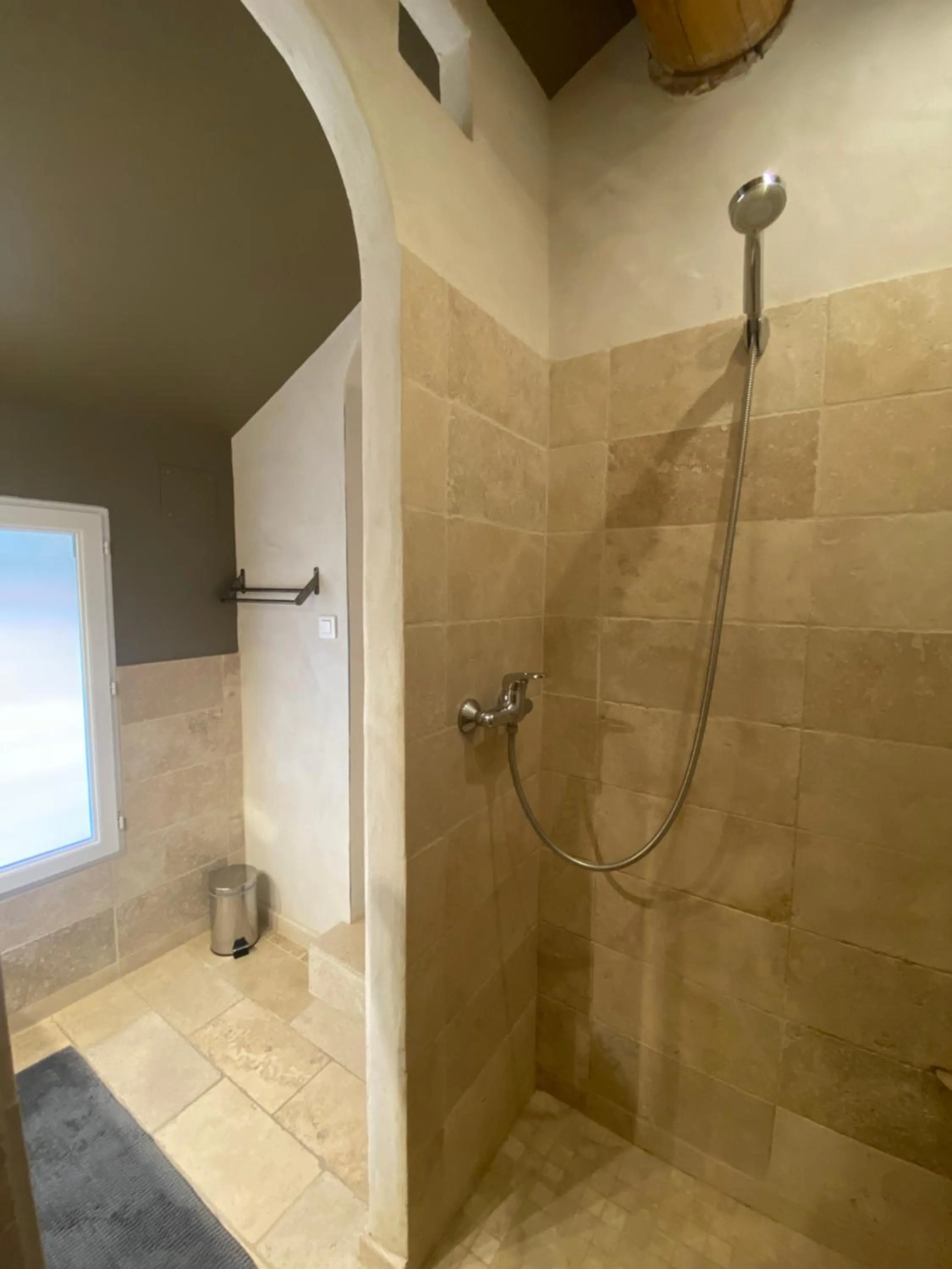 Bathroom in L'atelier B&B