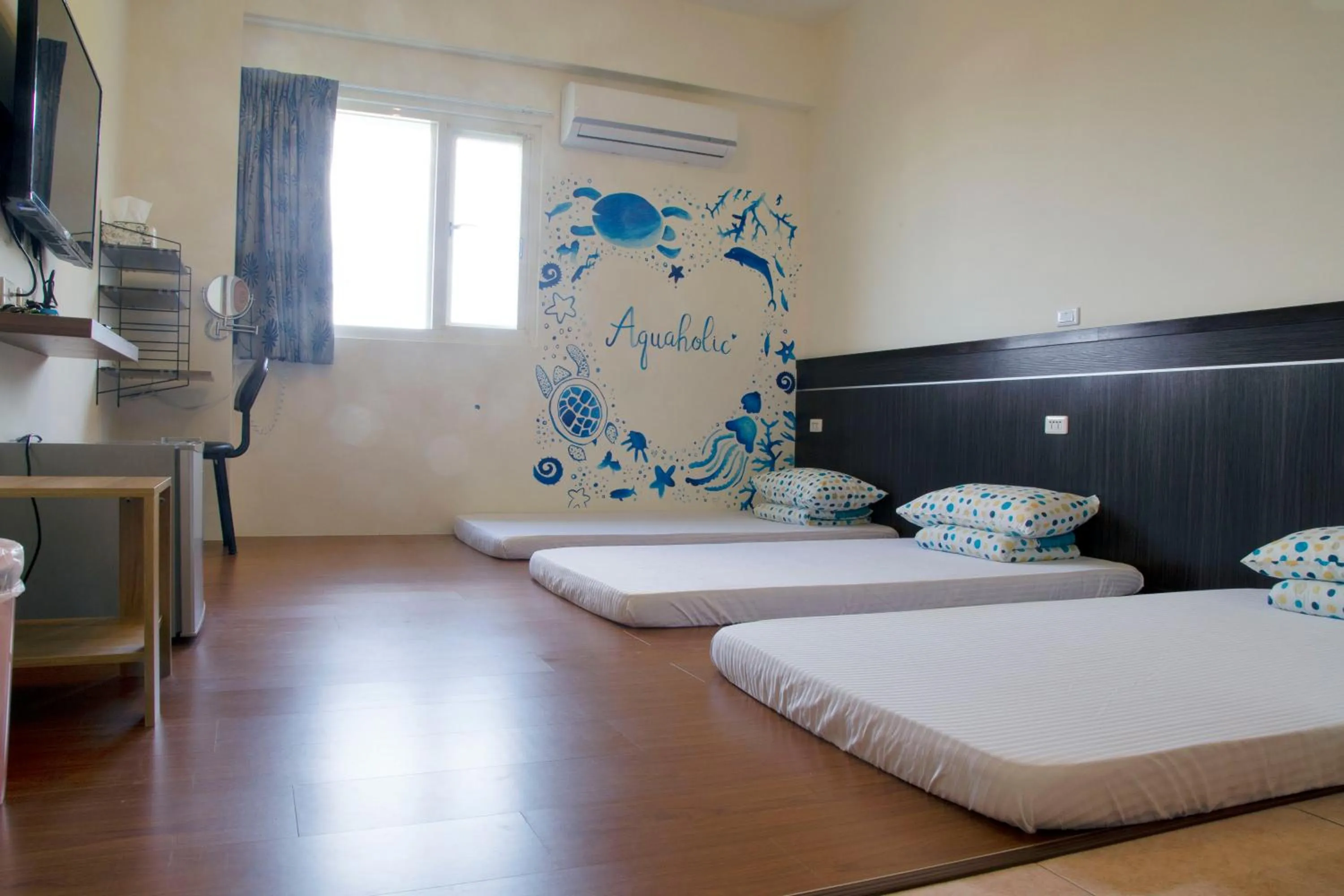 Bed in Fire Island Guest House