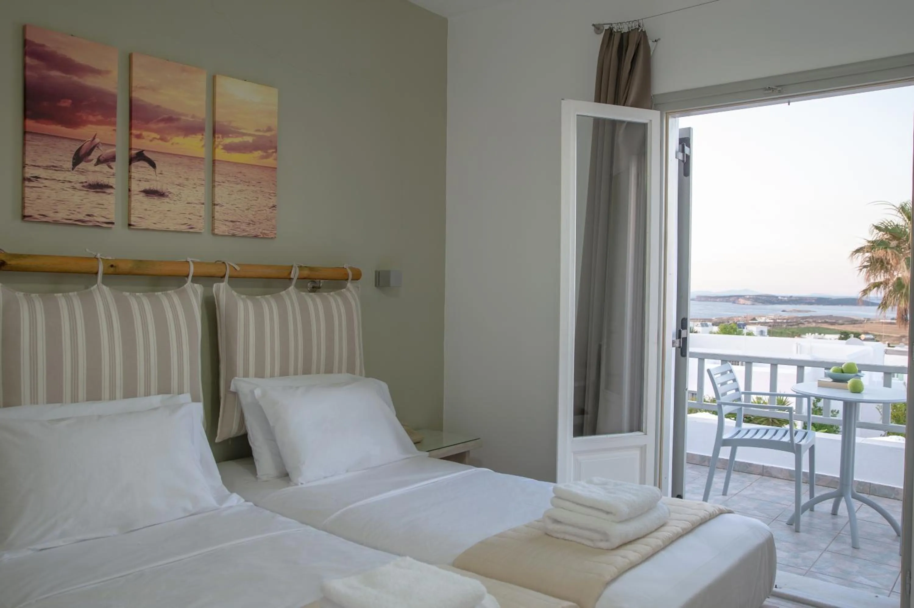 Bedroom, Bed in Summer Shades Hotel - ex Arkoulis