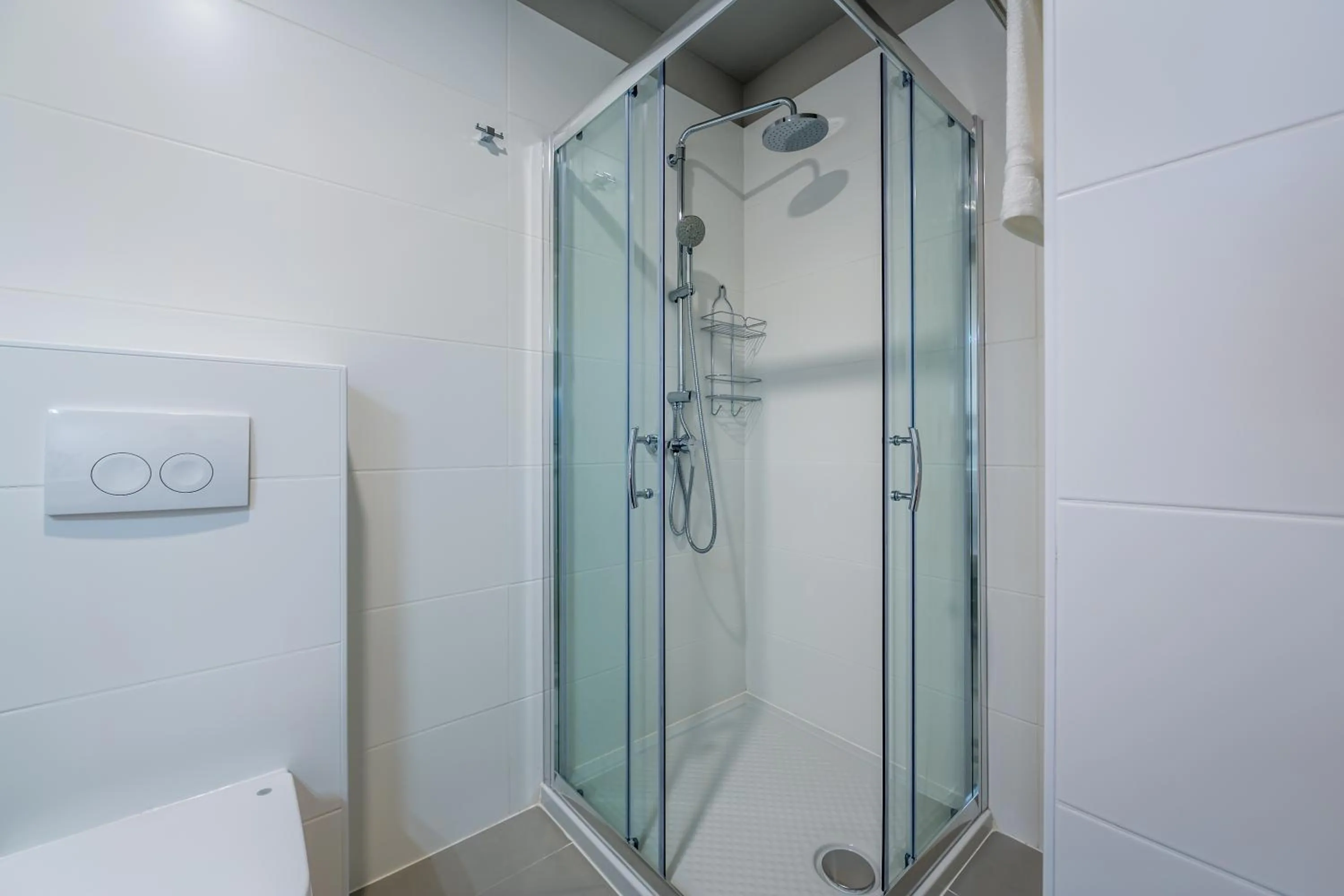 Shower in Apartments & Rooms Preelook