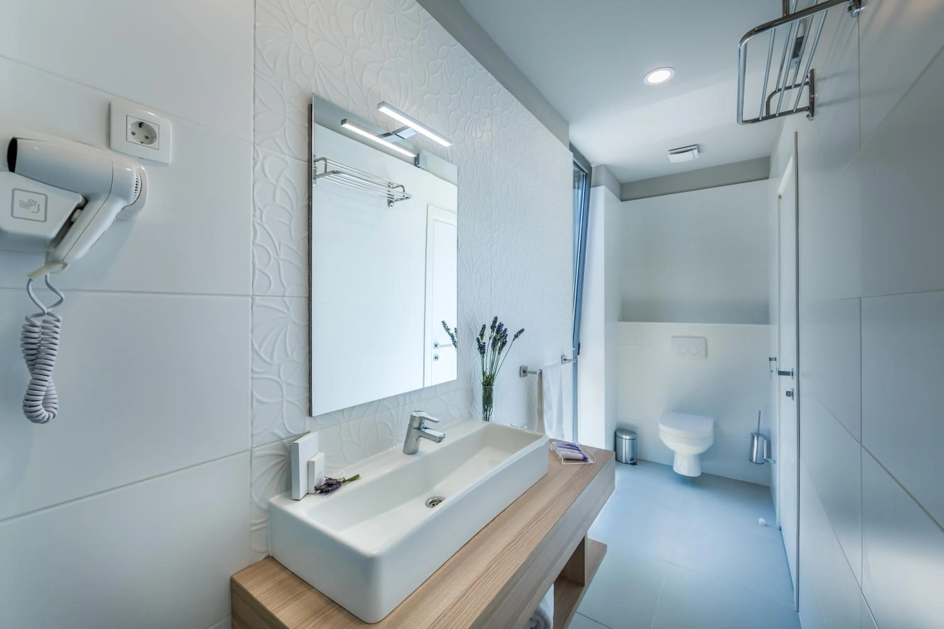 Bathroom in Apartments & Rooms Preelook
