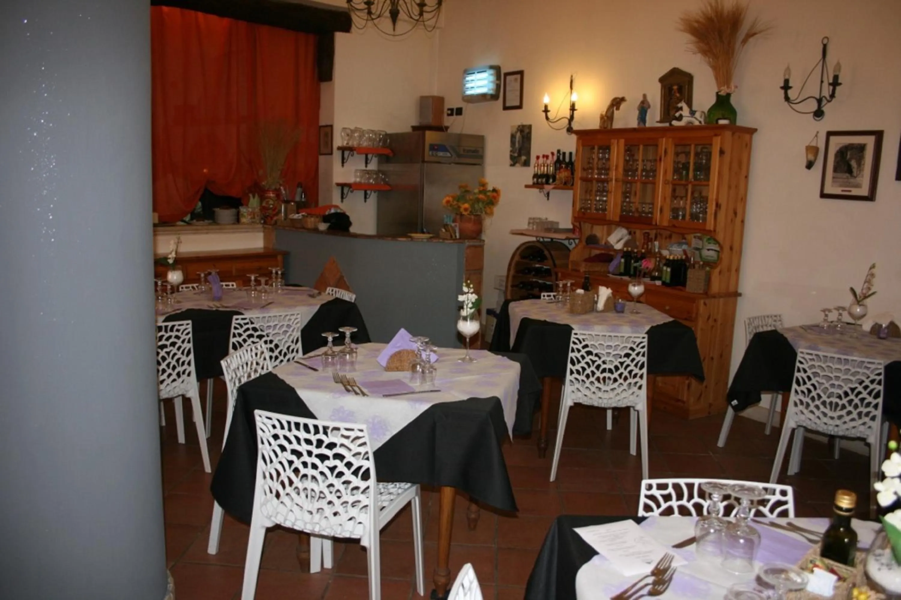 Restaurant/places to eat in Hotel Il Cortile