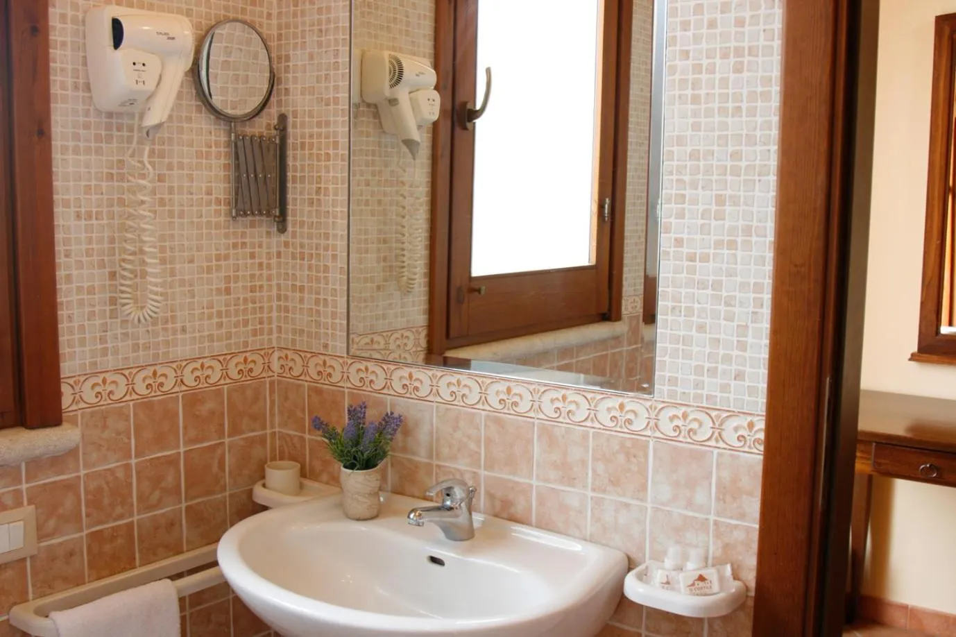 Bathroom in Hotel Il Cortile
