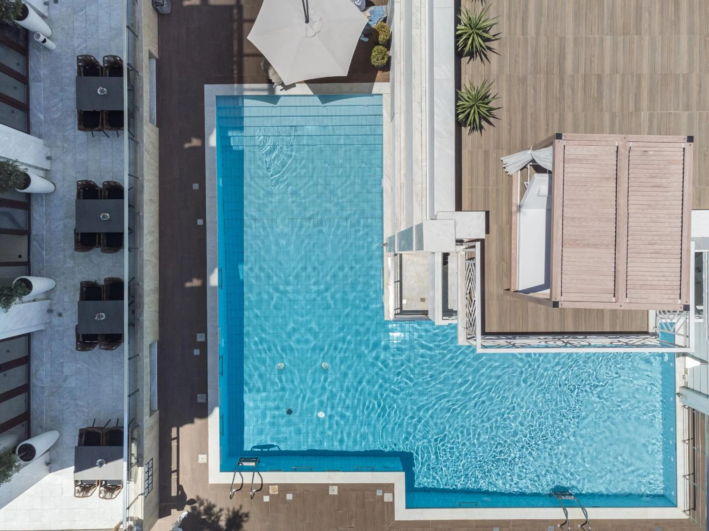 Swimming pool in Diverso Platamon, Luxury Hotel & Suites