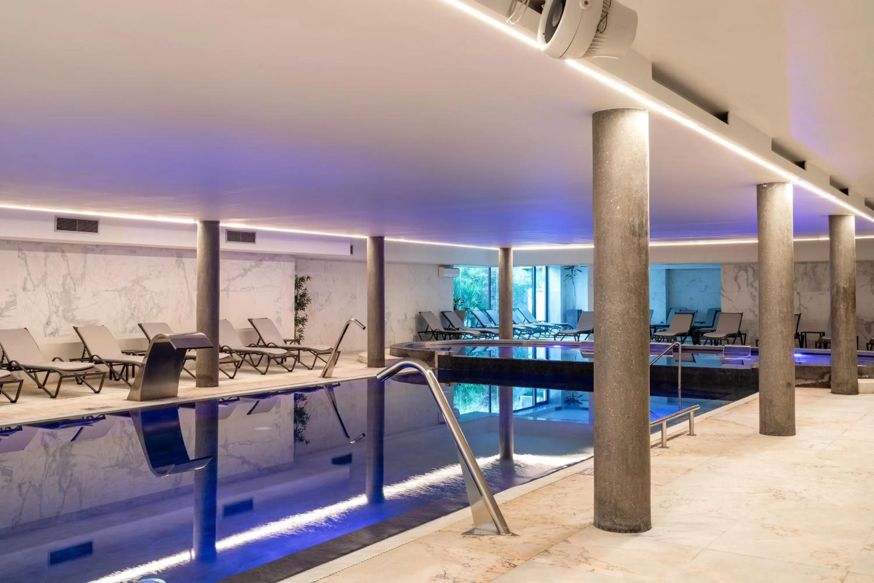 Spa and wellness centre/facilities in Hotel Porta do Sol Conference & SPA