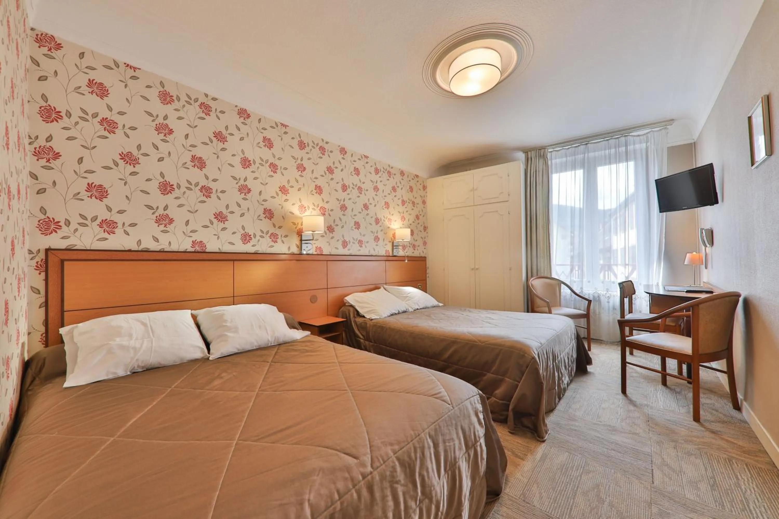 Photo of the whole room, Bed in Hôtel Bar Des Vosges