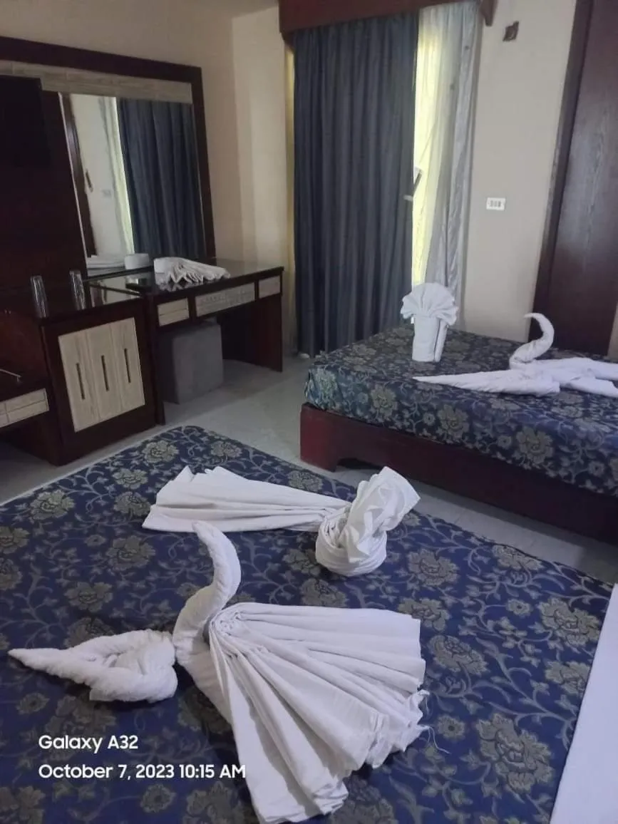 Bed in Windsor Hotel Luxor 中國人之家