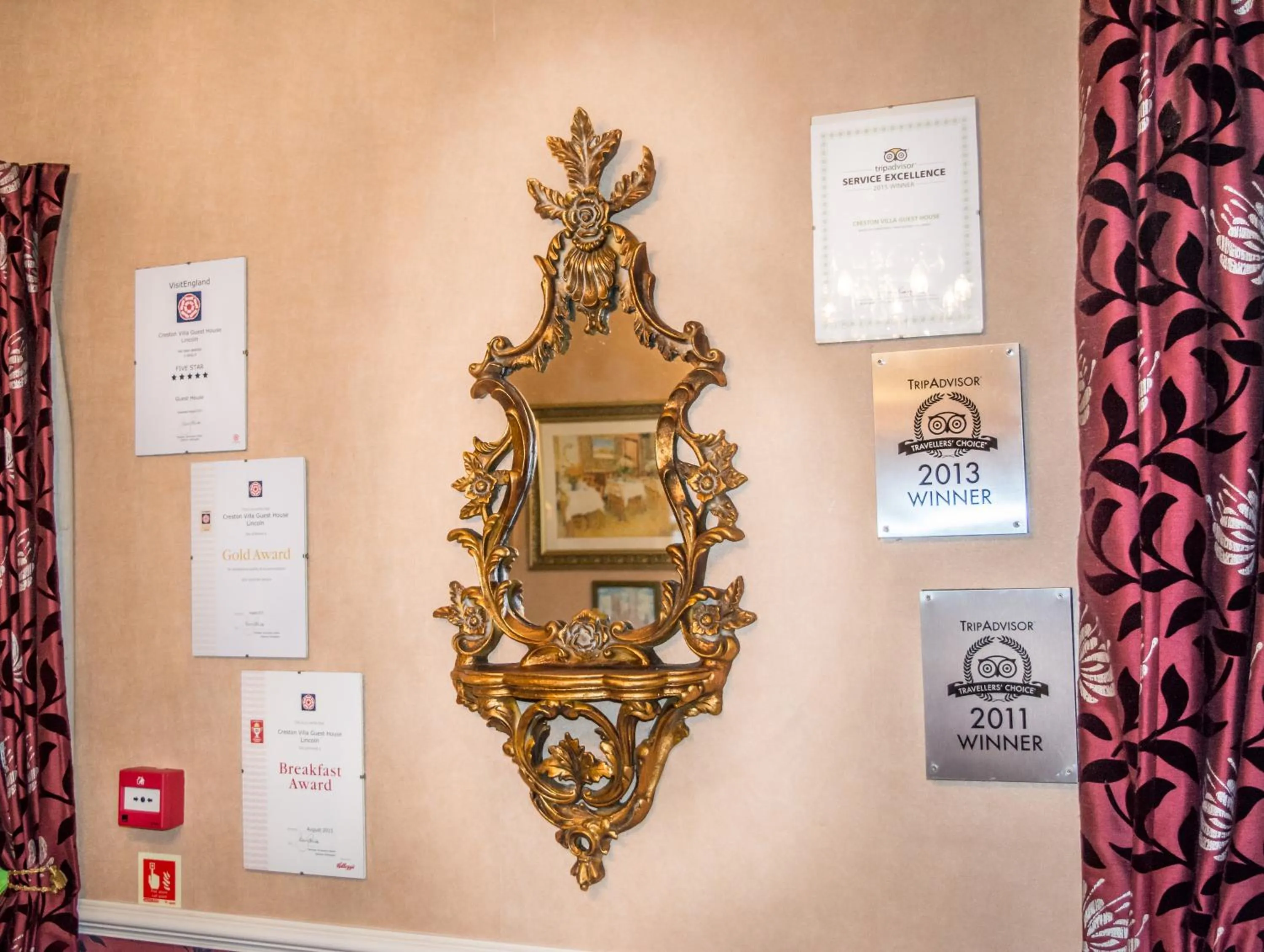 Certificate/Award in Creston Villa Guest House