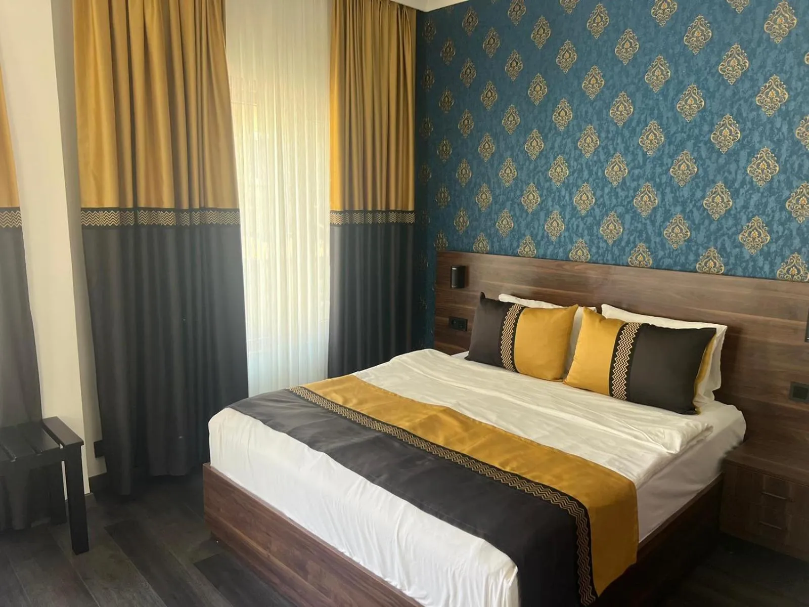 Bed in Seven Dreams Hotel