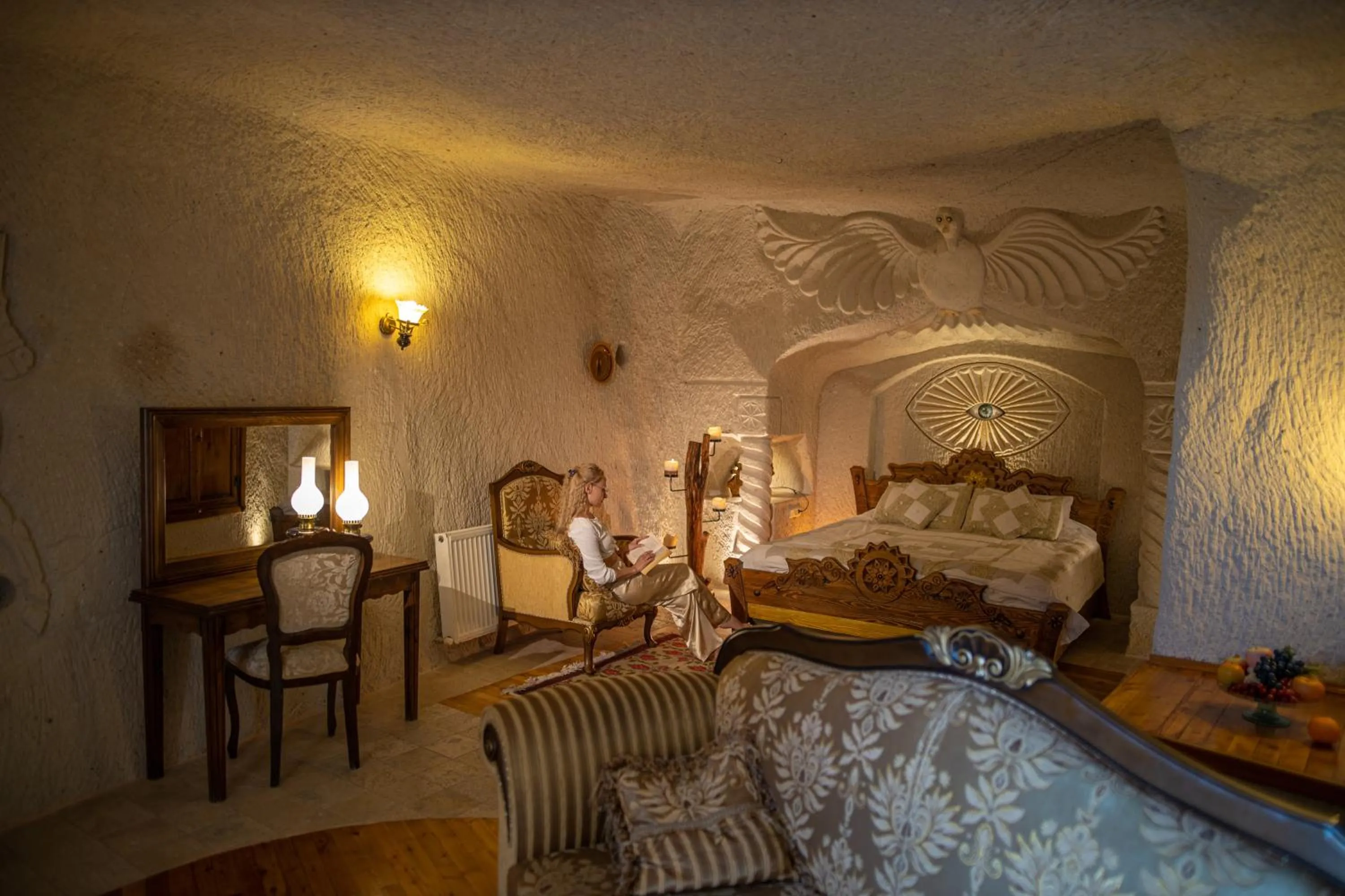 Photo of the whole room, Bed in Arif Cave Hotel