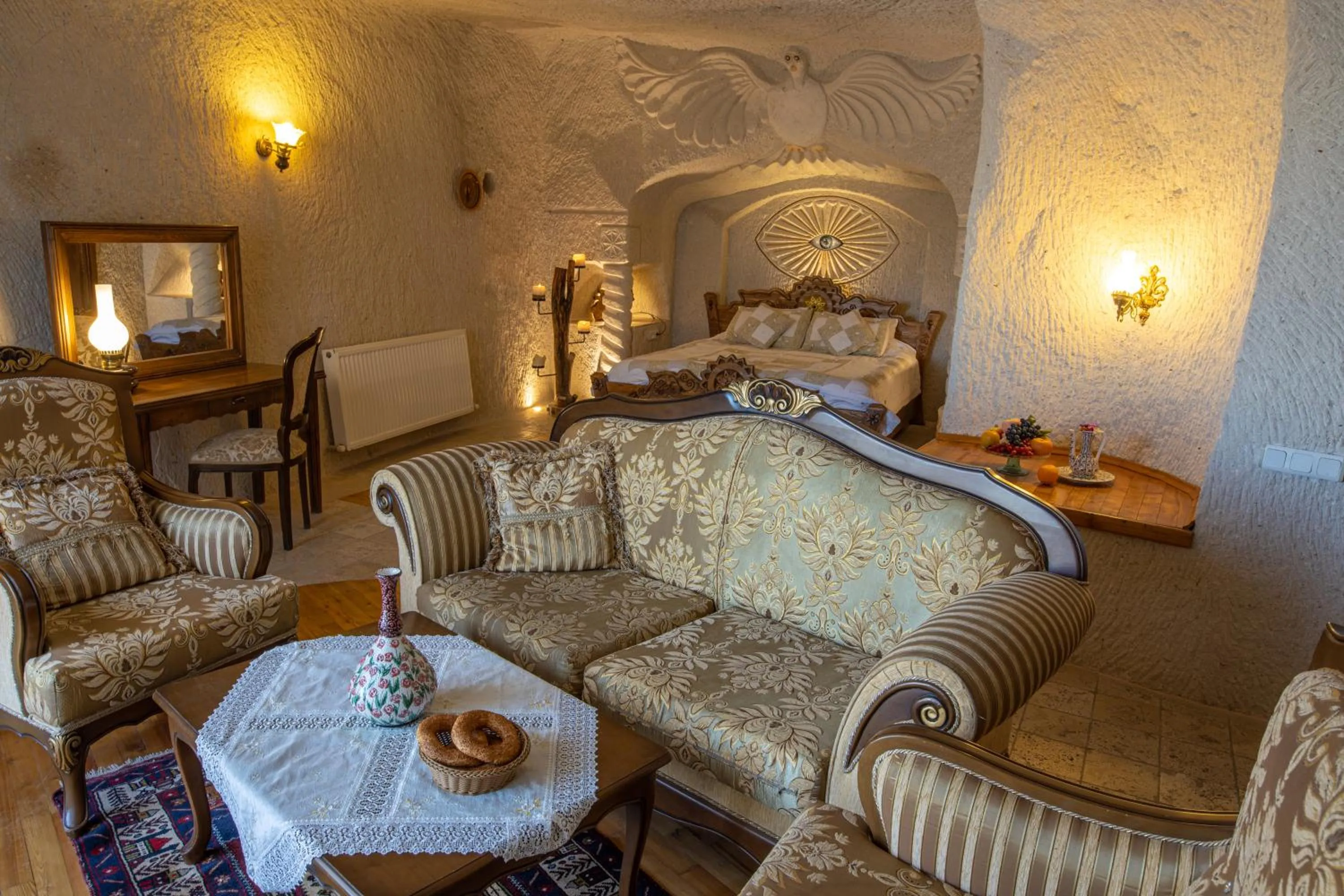 Photo of the whole room in Arif Cave Hotel