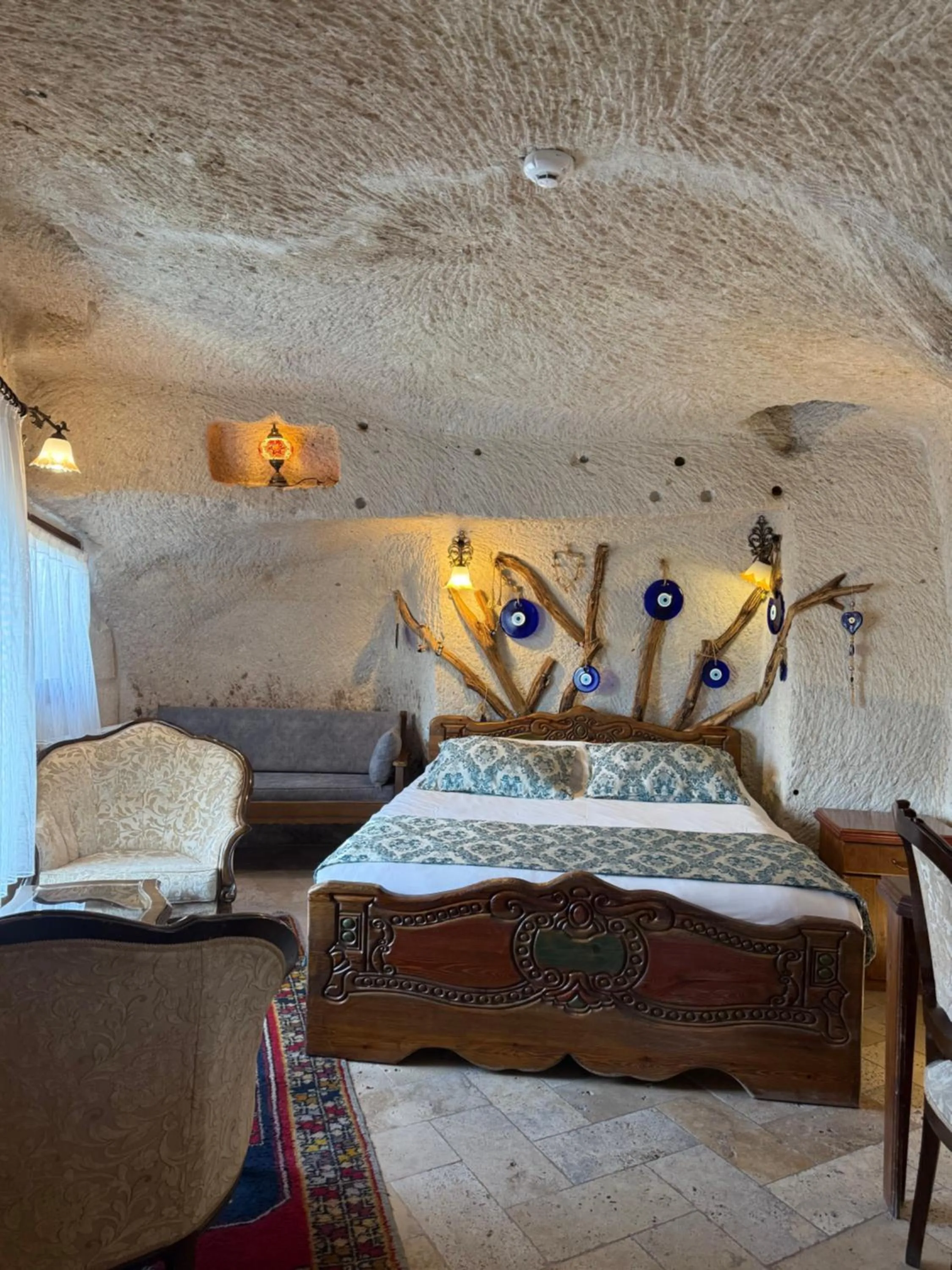 Bed in Arif Cave Hotel
