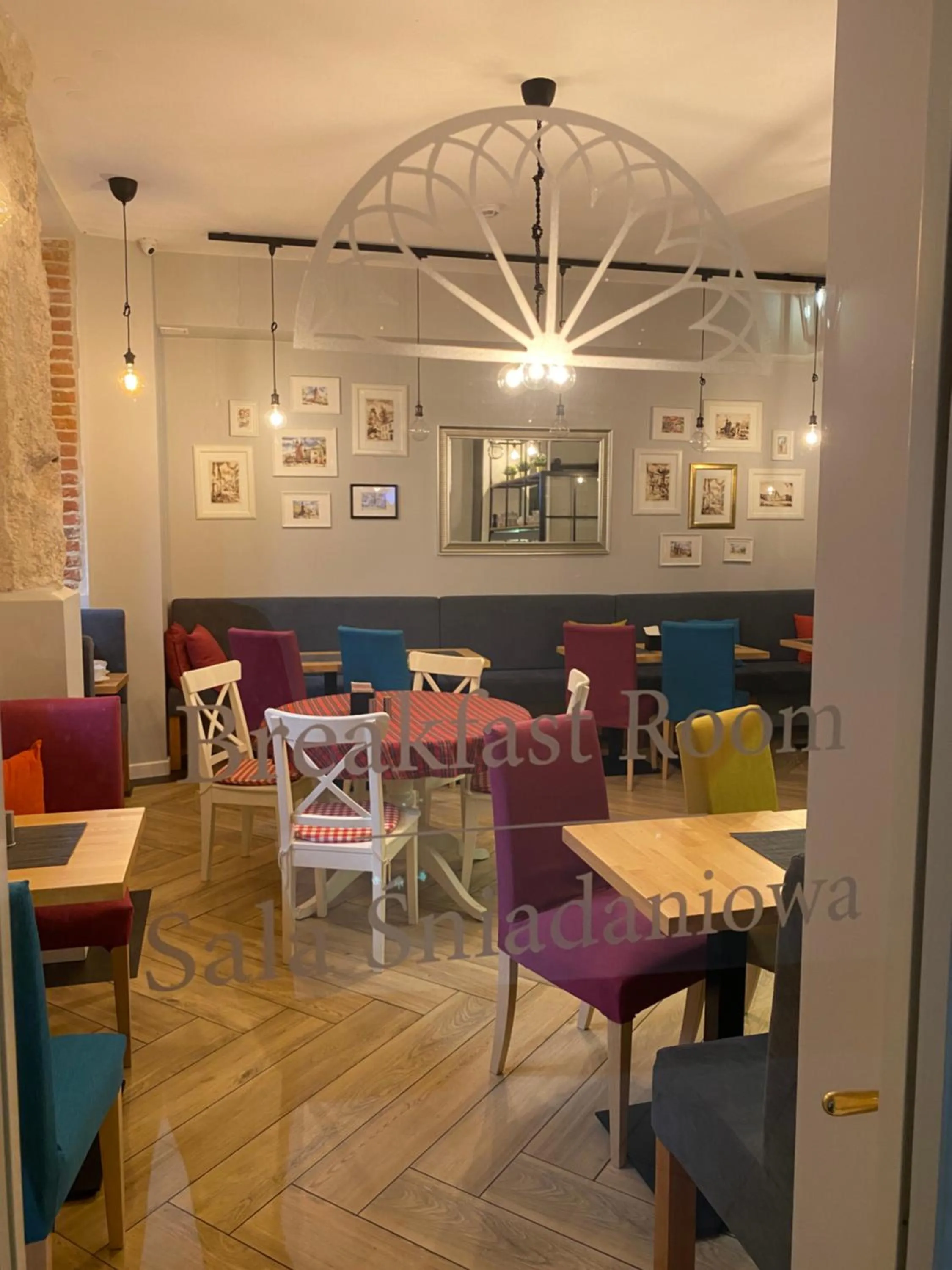 Breakfast in Gołębia 8 Residence