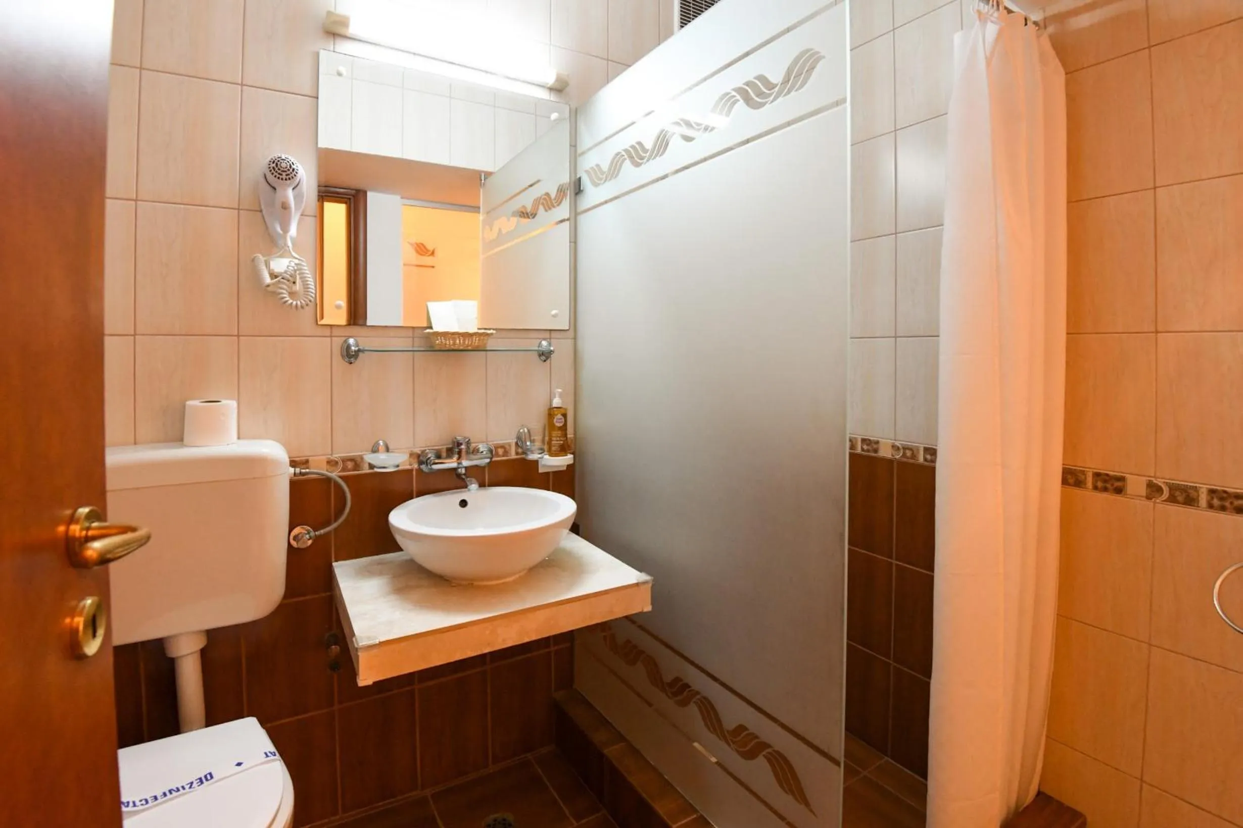 Complex Modern All Inclusive