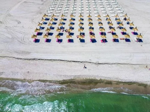 Complex Modern All Inclusive