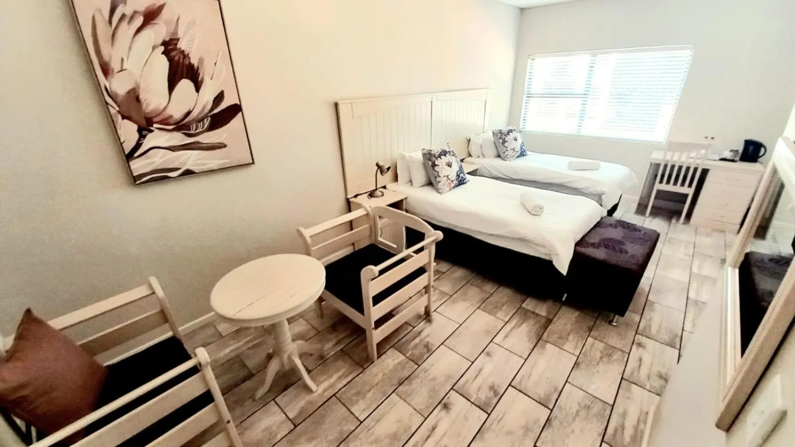 Bedroom, Bed in Midrand Conference Centre