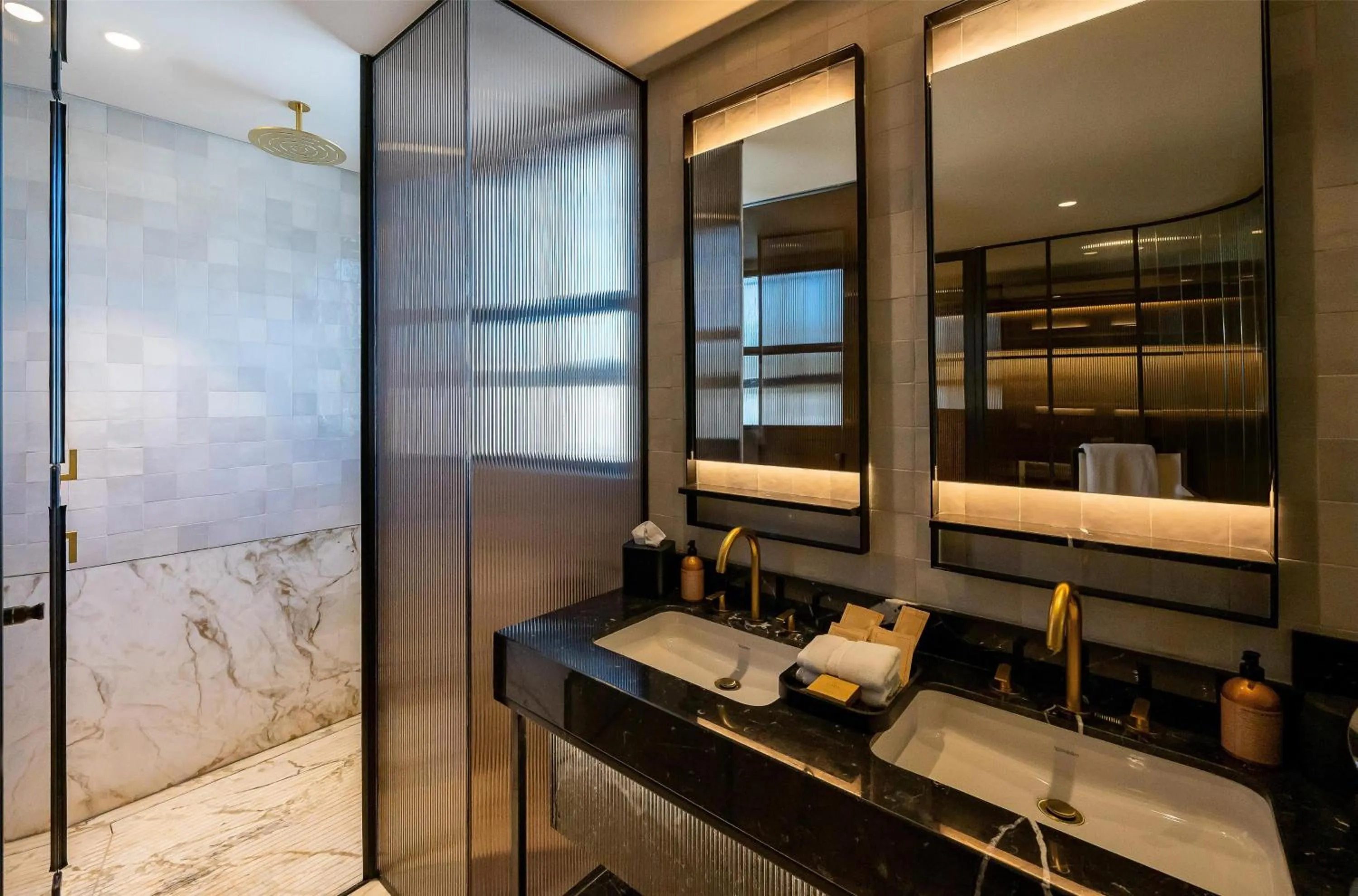 Bathroom in Park Hyatt Johannesburg