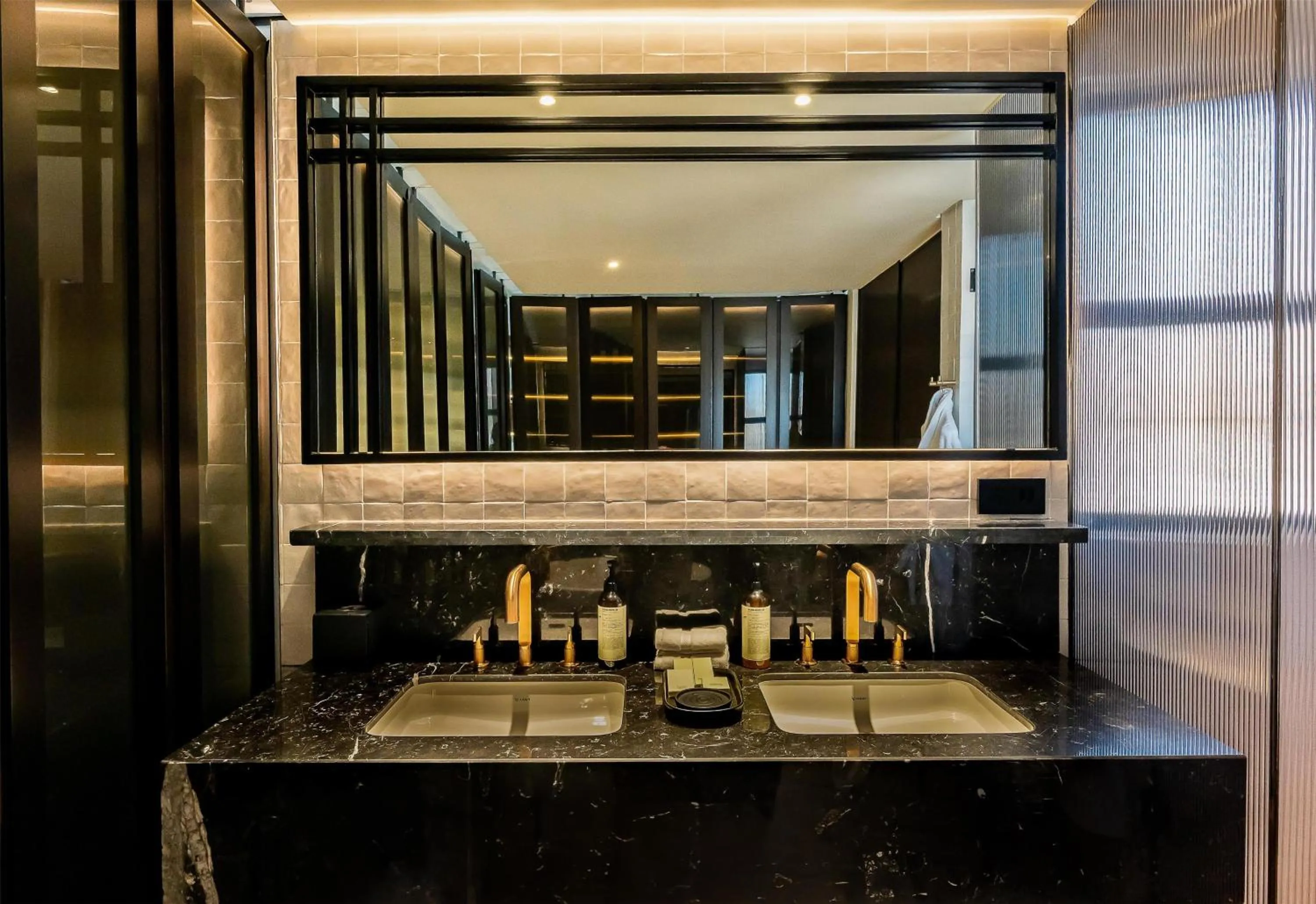 Bathroom in Park Hyatt Johannesburg