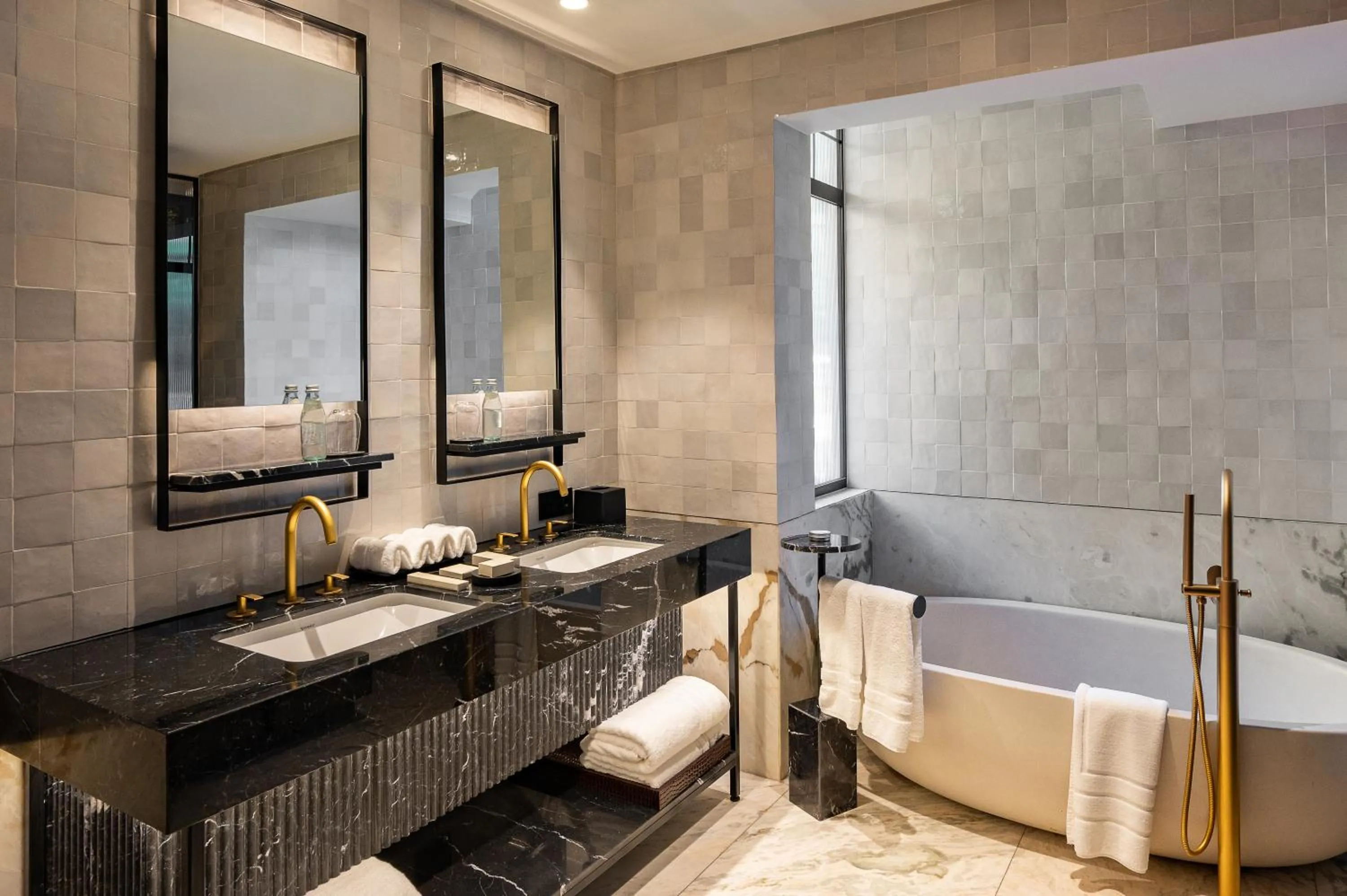 Bathroom in Park Hyatt Johannesburg