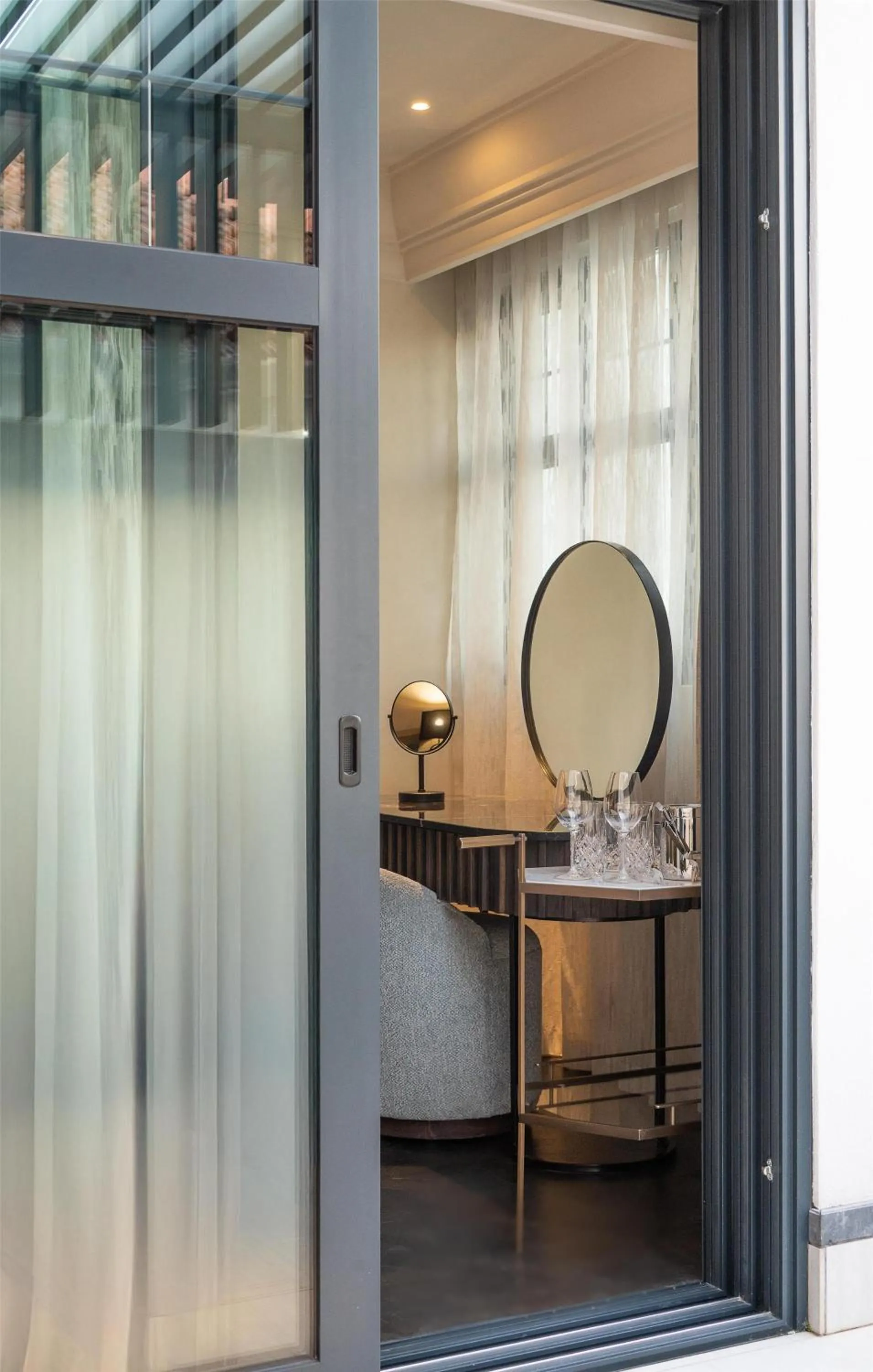 Photo of the whole room in Park Hyatt Johannesburg