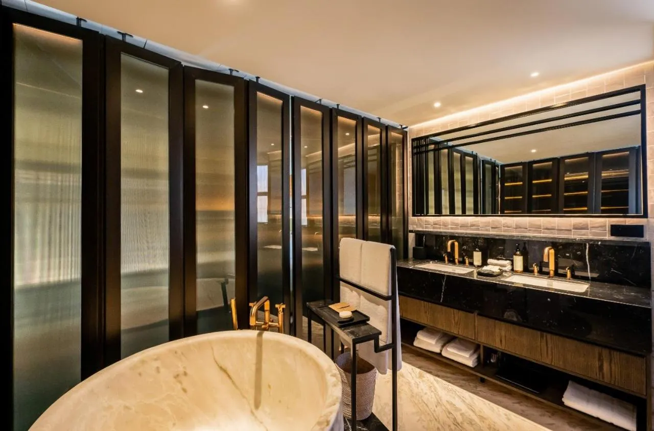 Bathroom in Park Hyatt Johannesburg