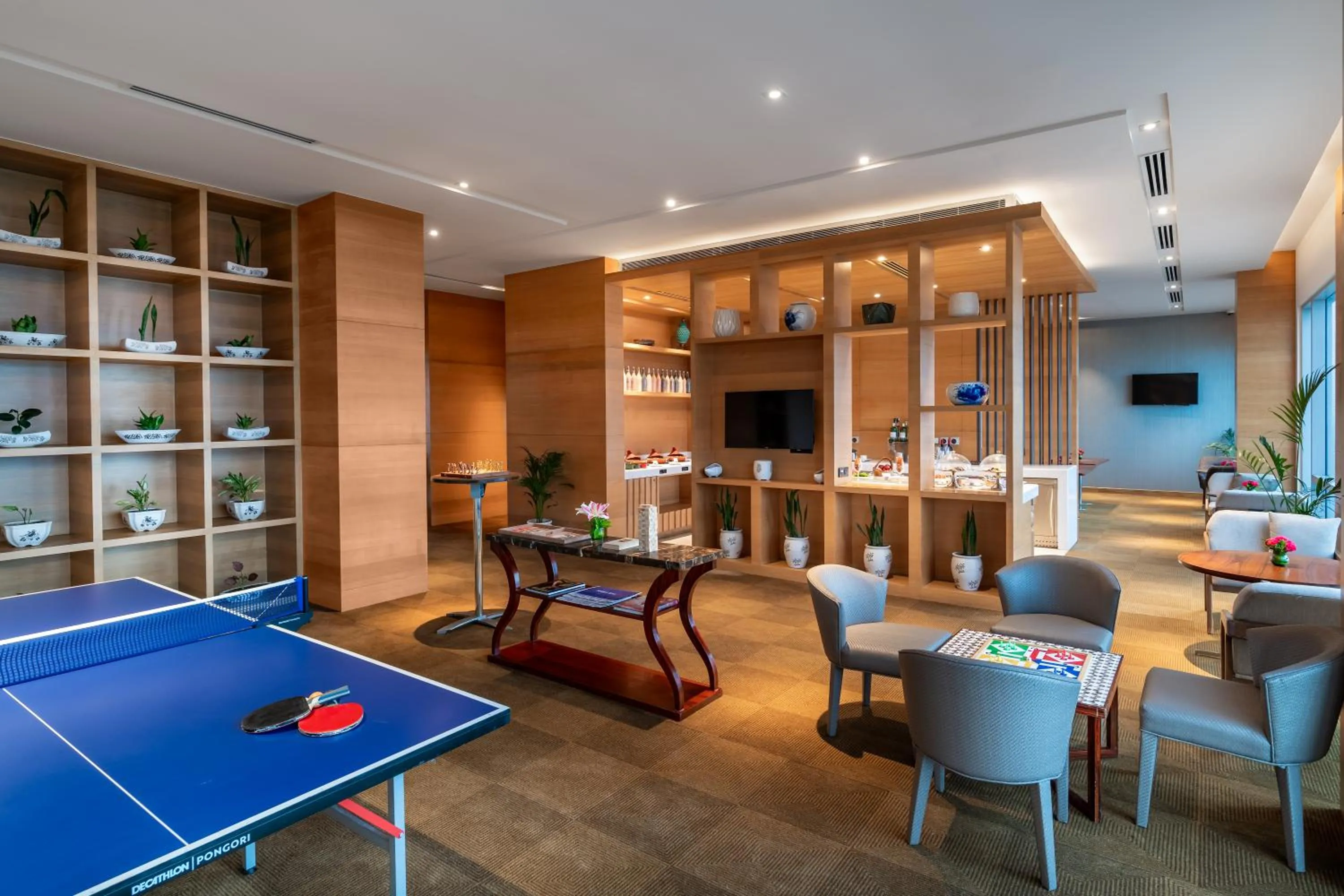 Lounge or bar in Hyatt Regency Lucknow Gomti Nagar