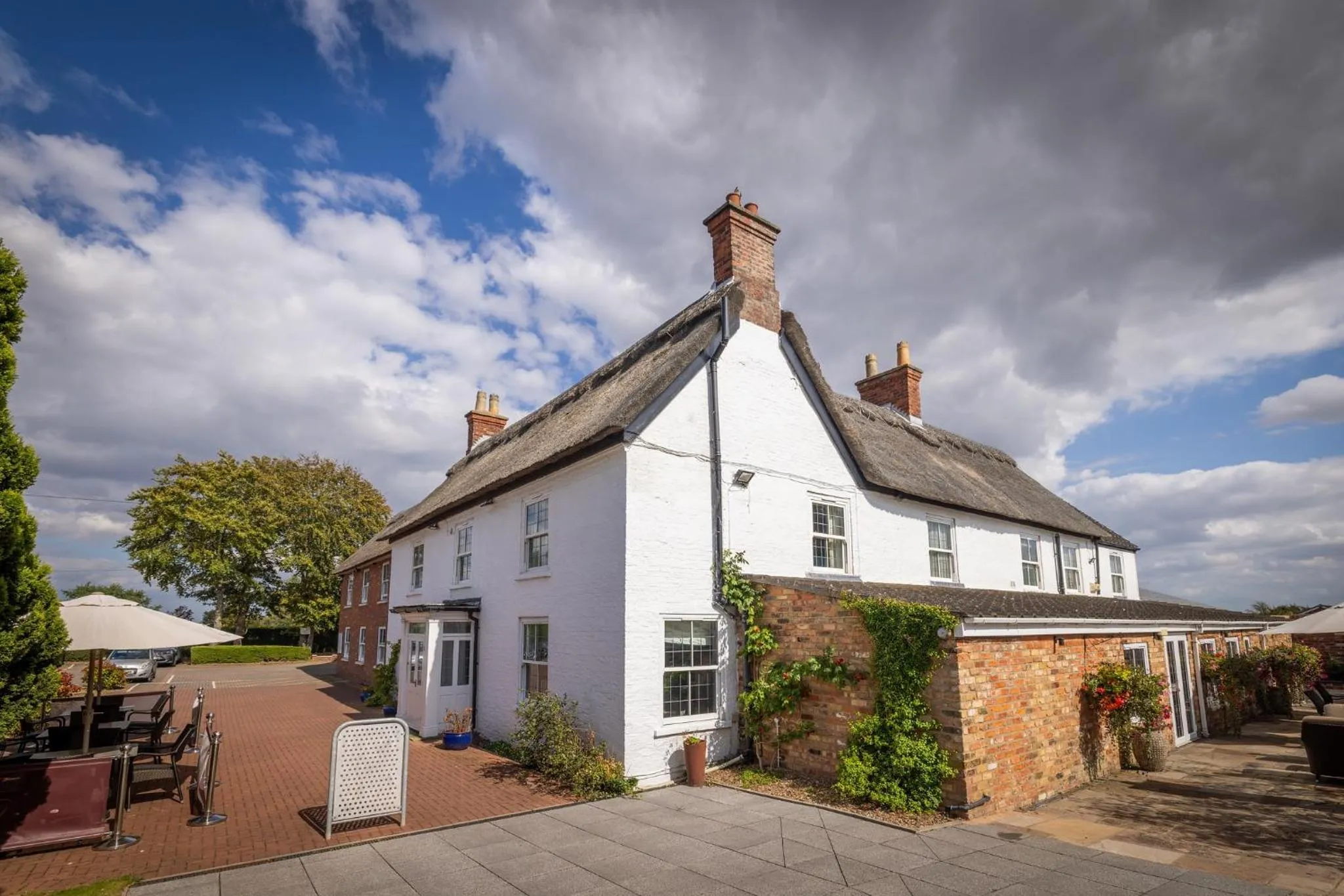 Property building in Stallingborough Grange Hotel
