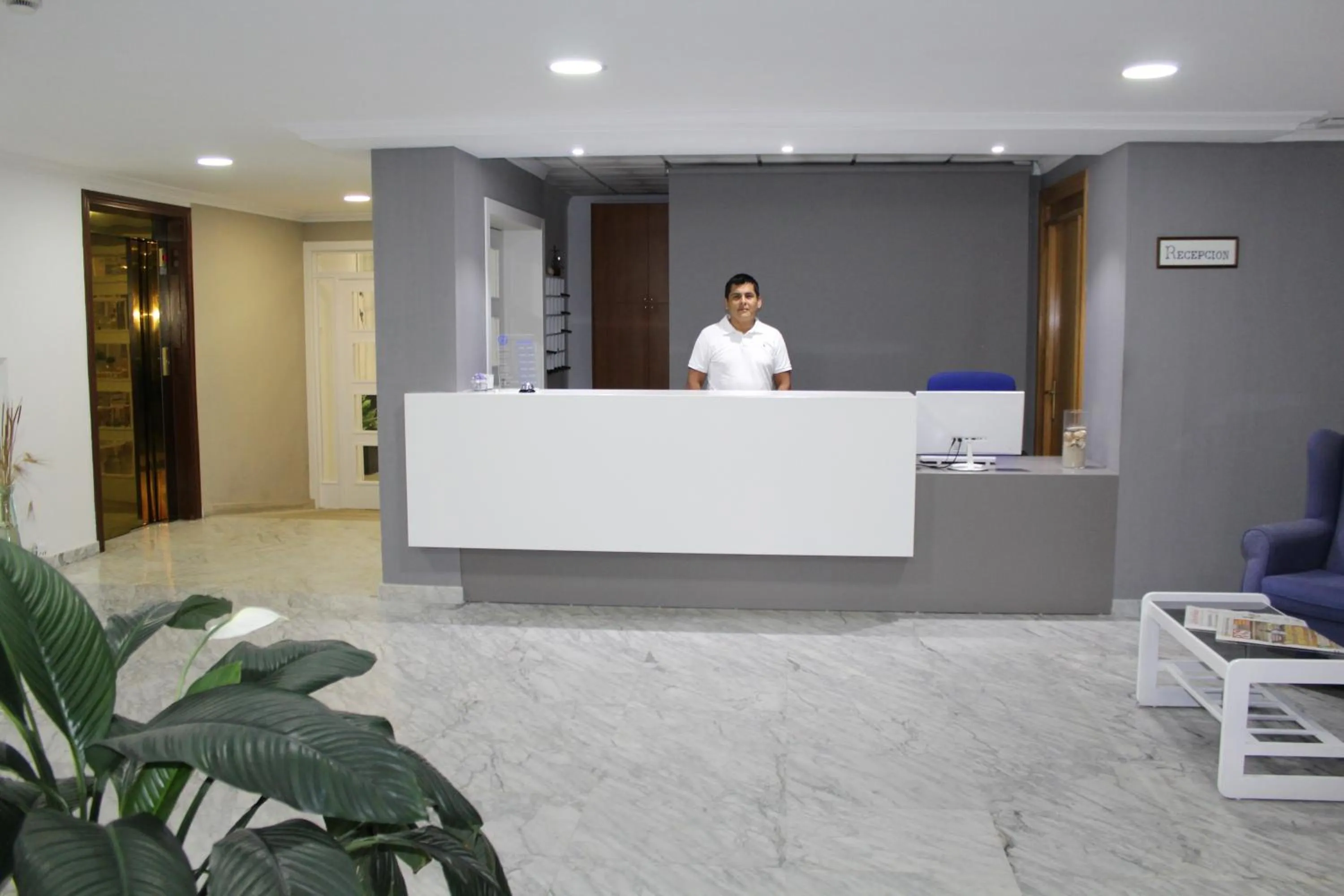 Lobby or reception in Hotel Mar Azul