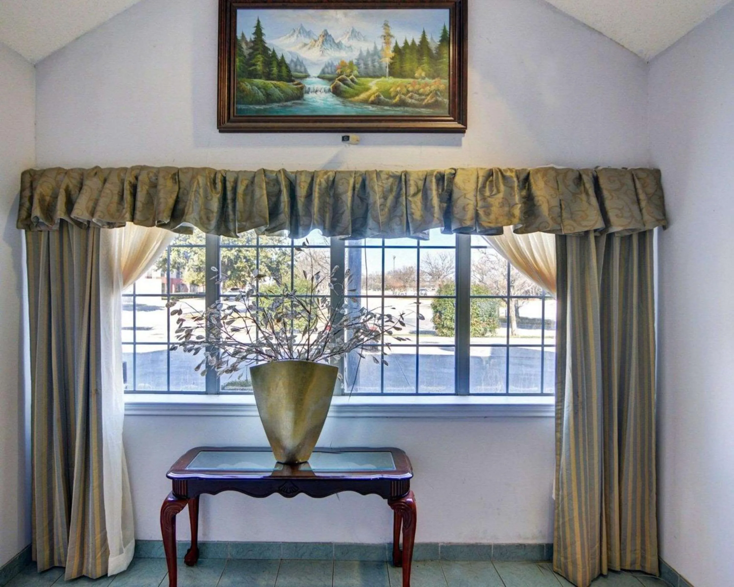 Lobby or reception in Rodeway Inn & Suites Lewisville I-35