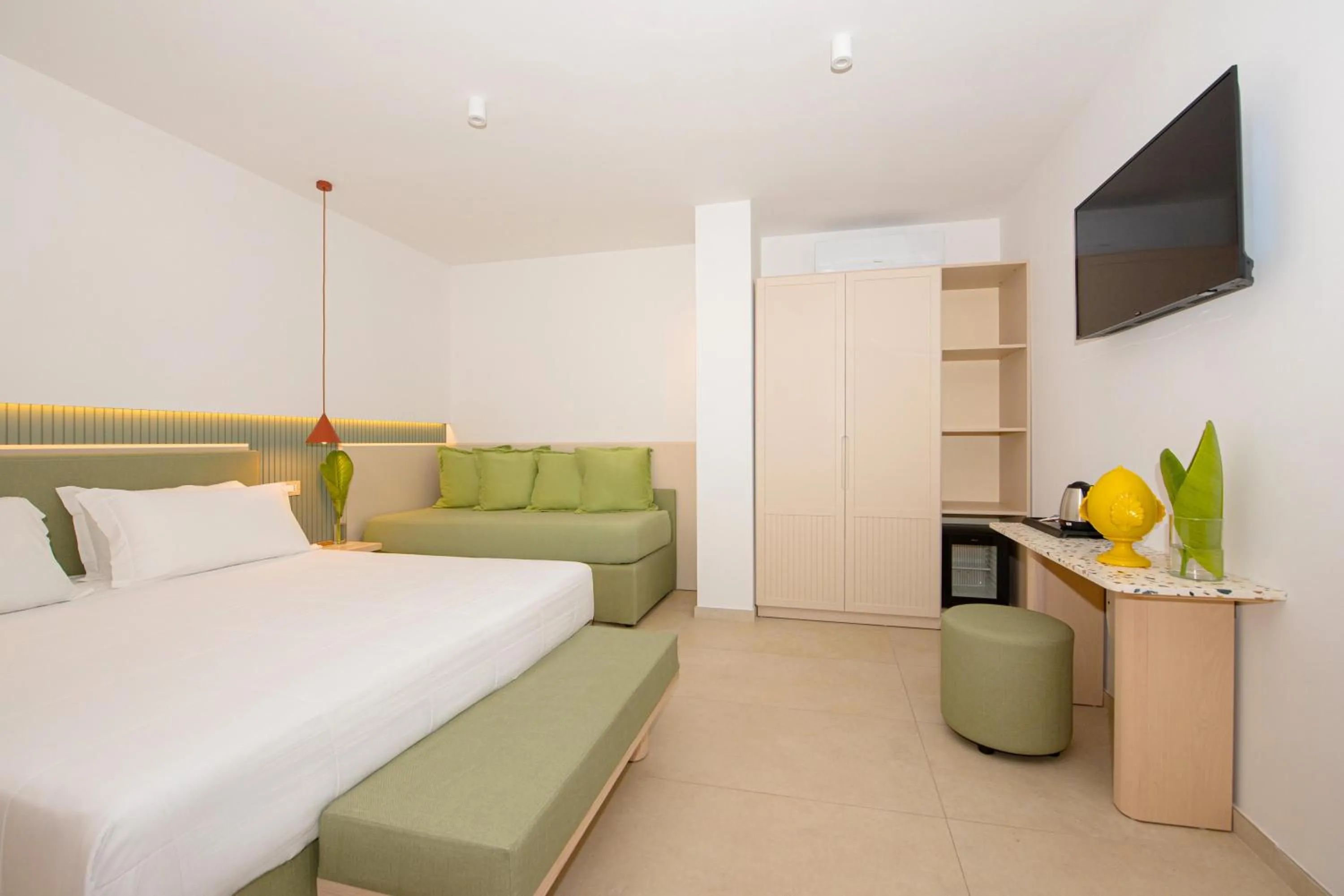 Bed in Riva Marina Resort - CDSHotels