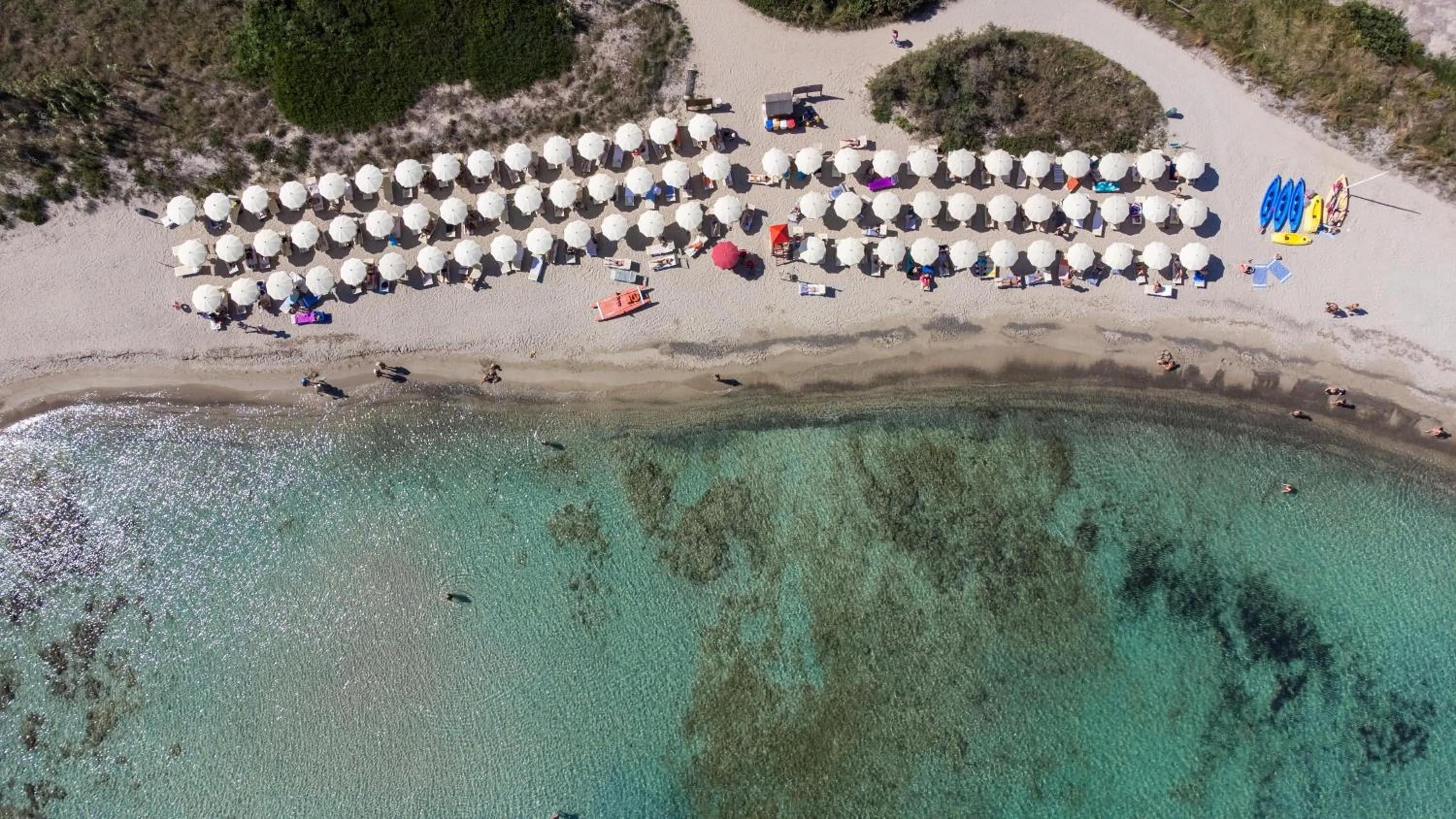 Beach in Riva Marina Resort - CDSHotels