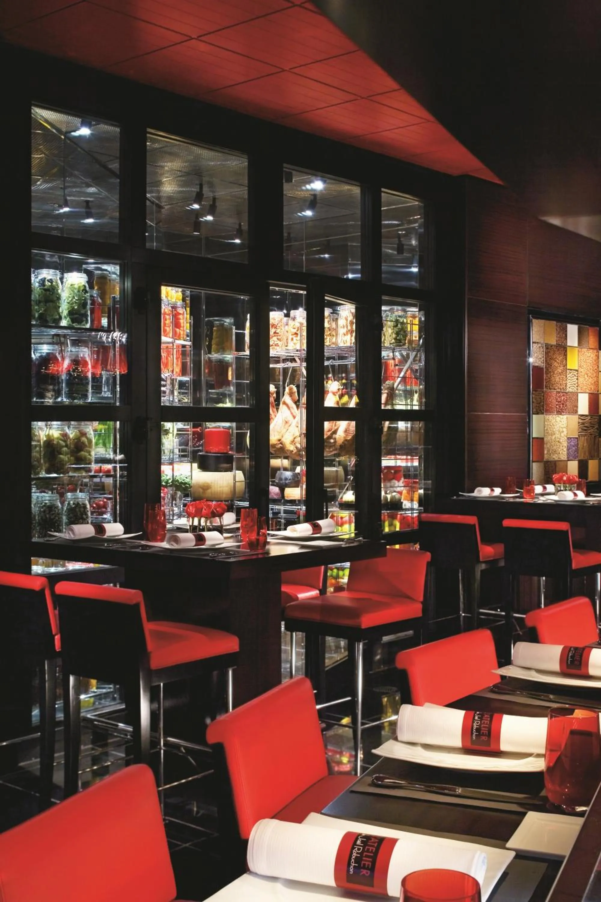 Restaurant/places to eat in SKYLOFTS at MGM Grand