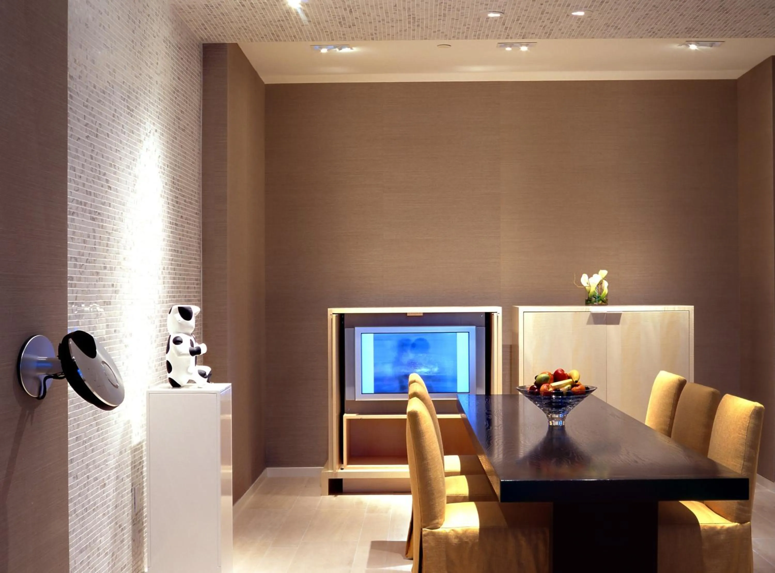 Photo of the whole room in SKYLOFTS at MGM Grand