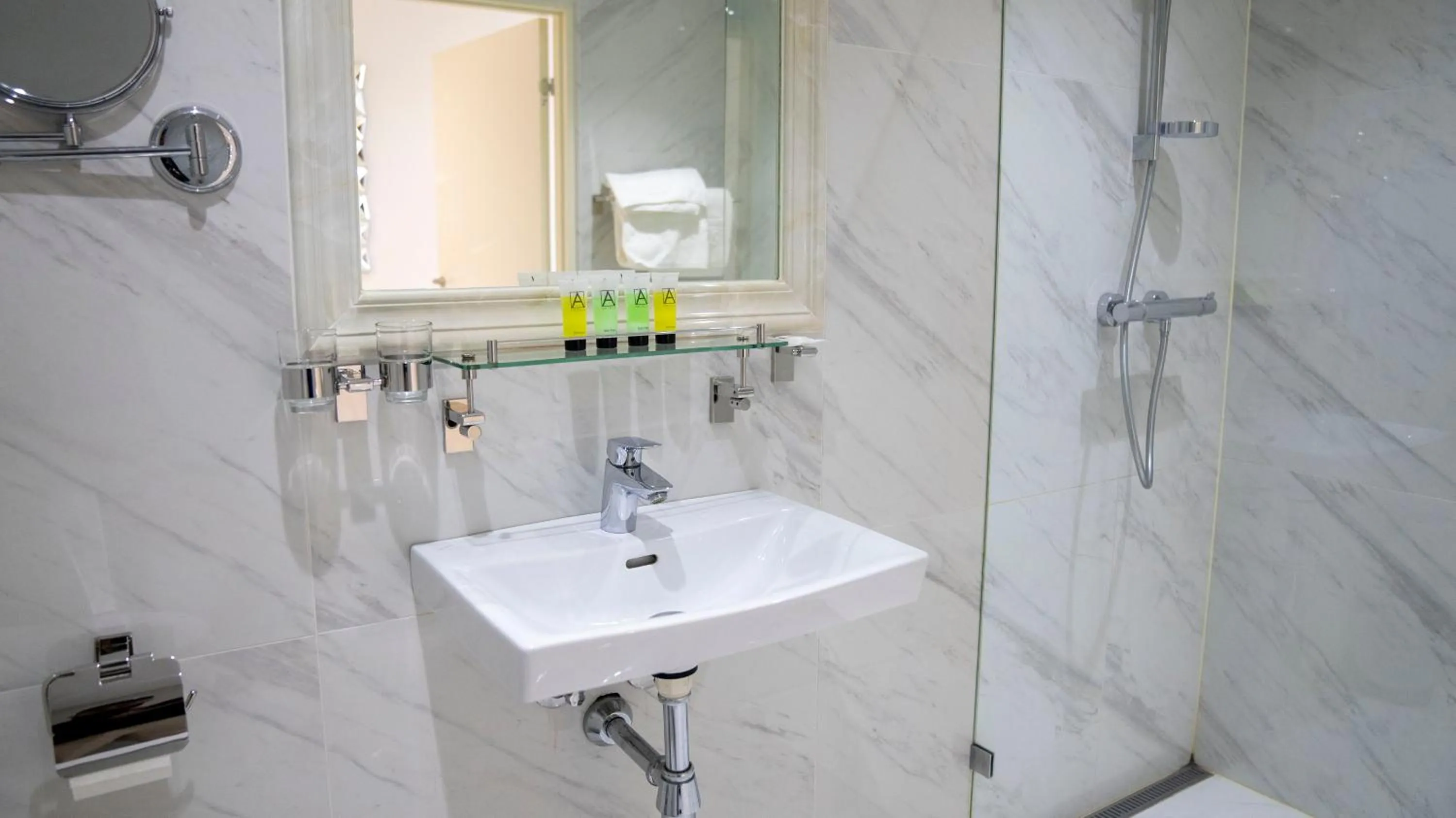 Bathroom in A Hotels Glostrup