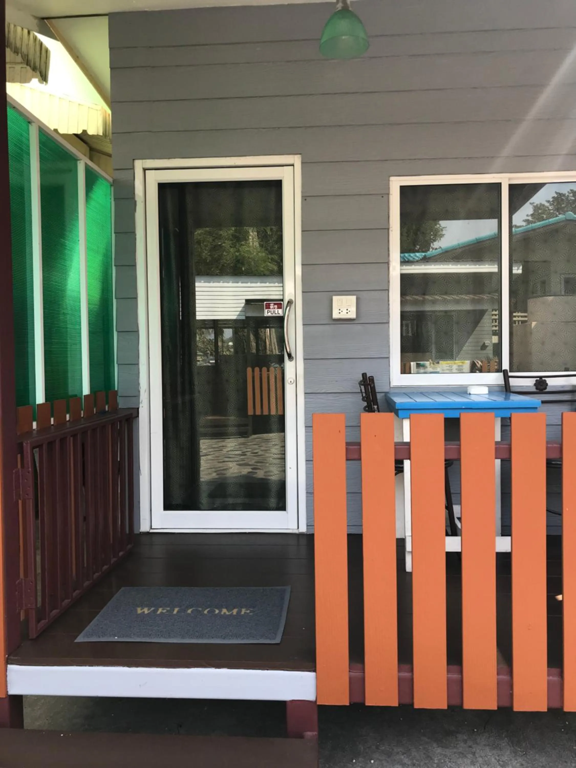 Rubtawan Sichang Resort